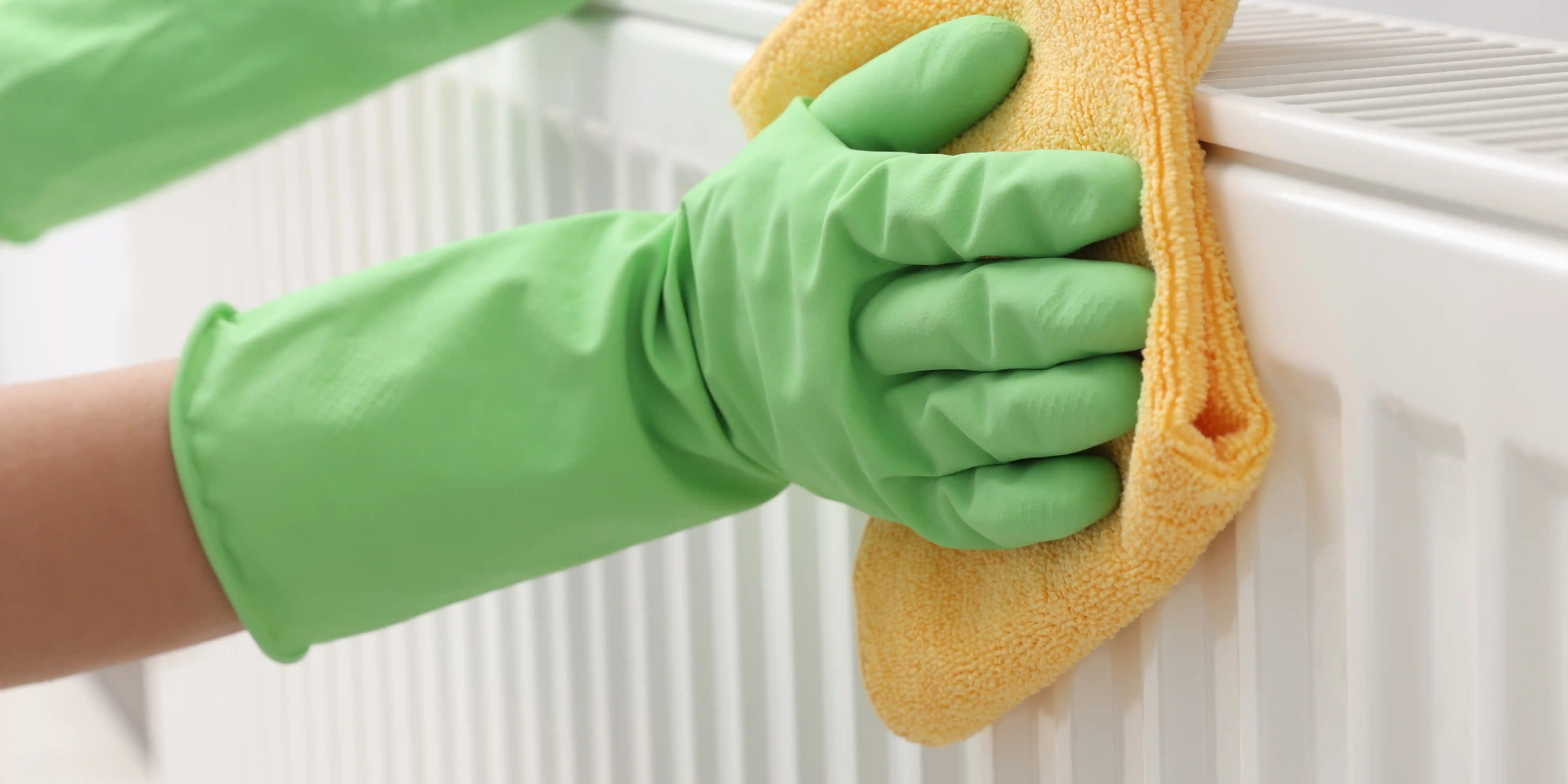 wickes-decorating-paint-radiator-4.webp
