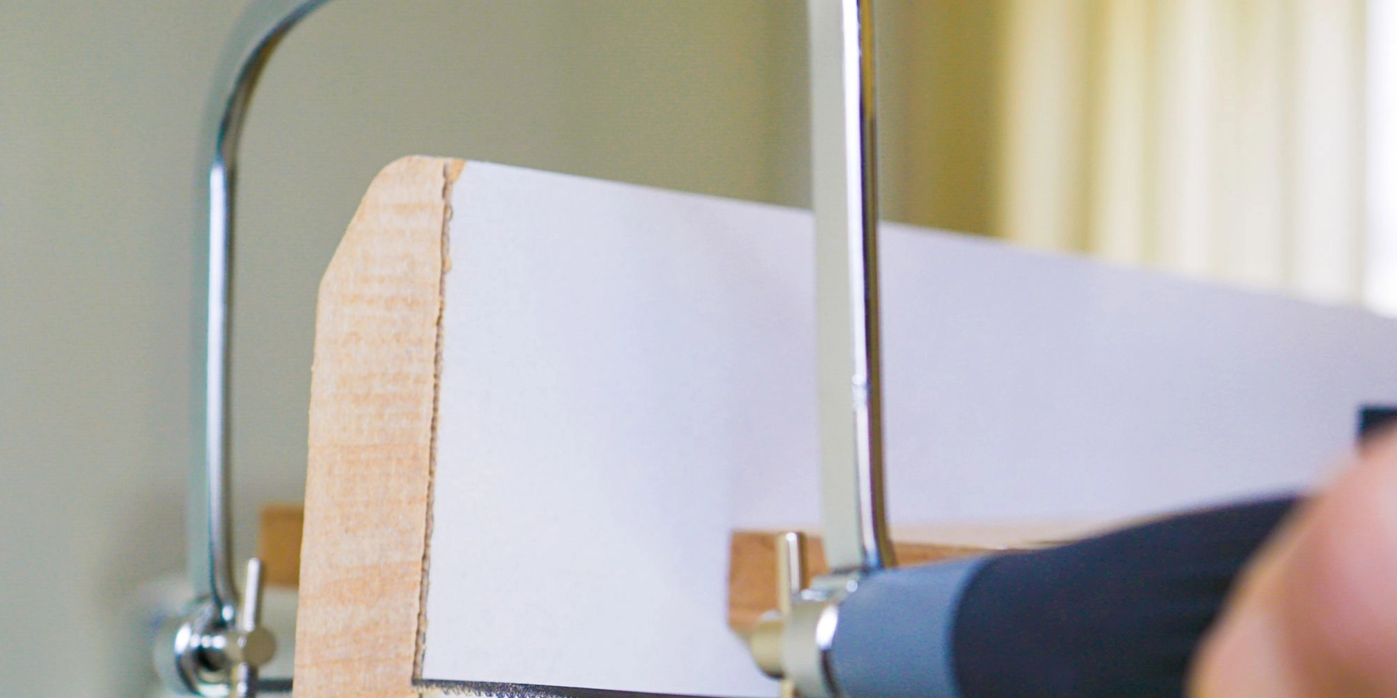 wickes-decorating-fitting-skirting-boards-9.webp