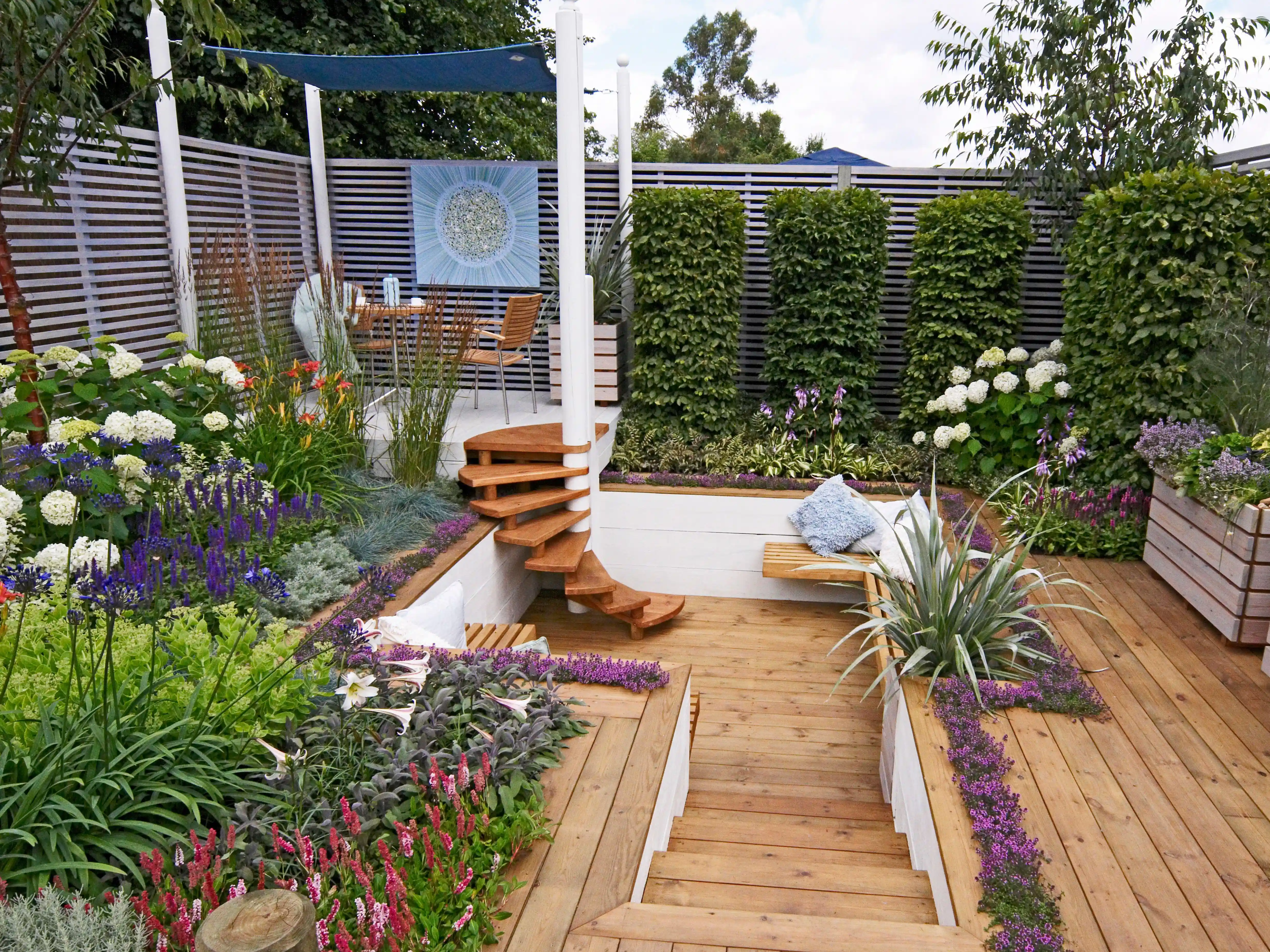 wickes-garden-decking-restoration-9.webp