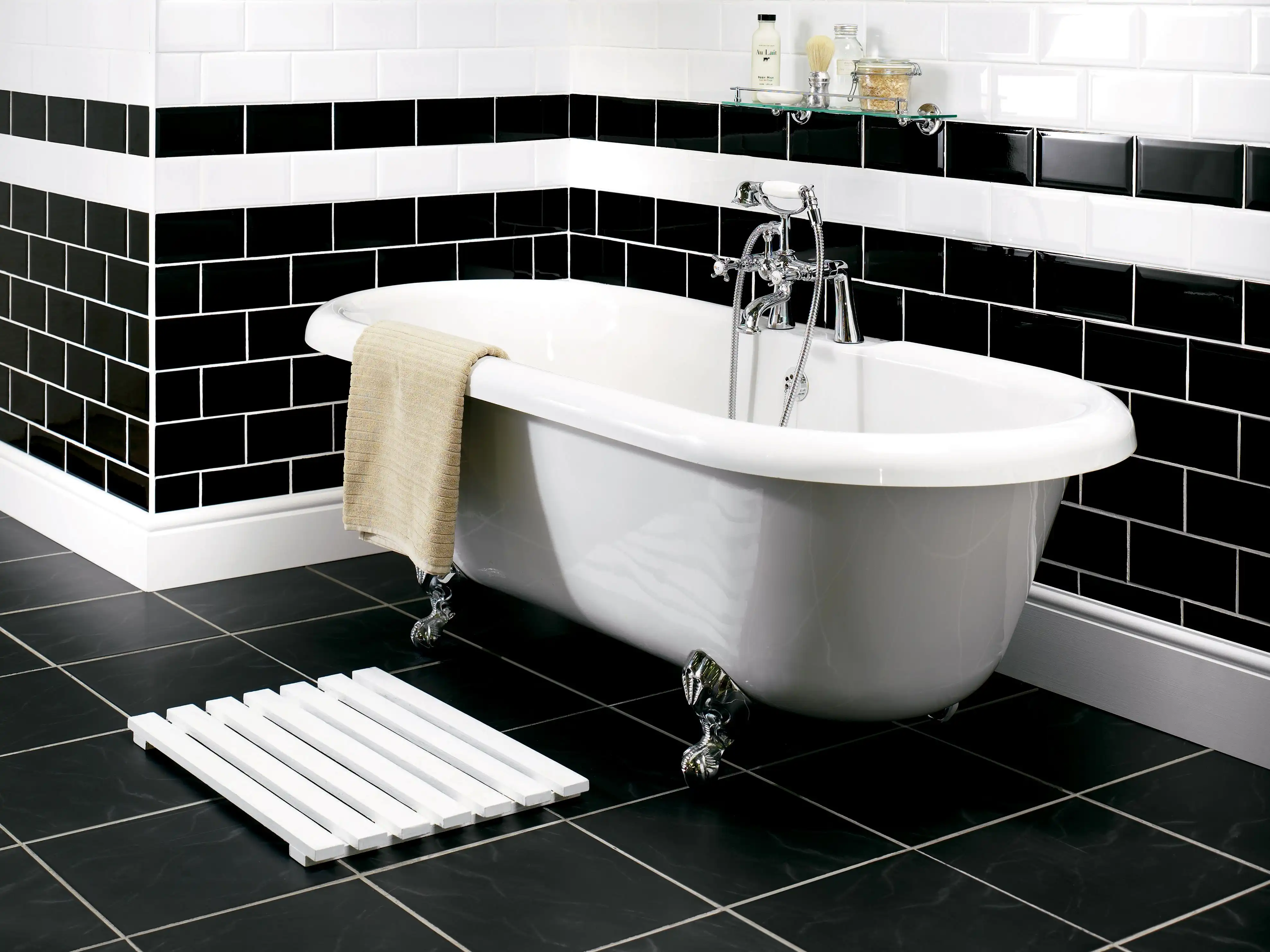 wickes-bathrooms-best-bathroom-tiles-19.webp