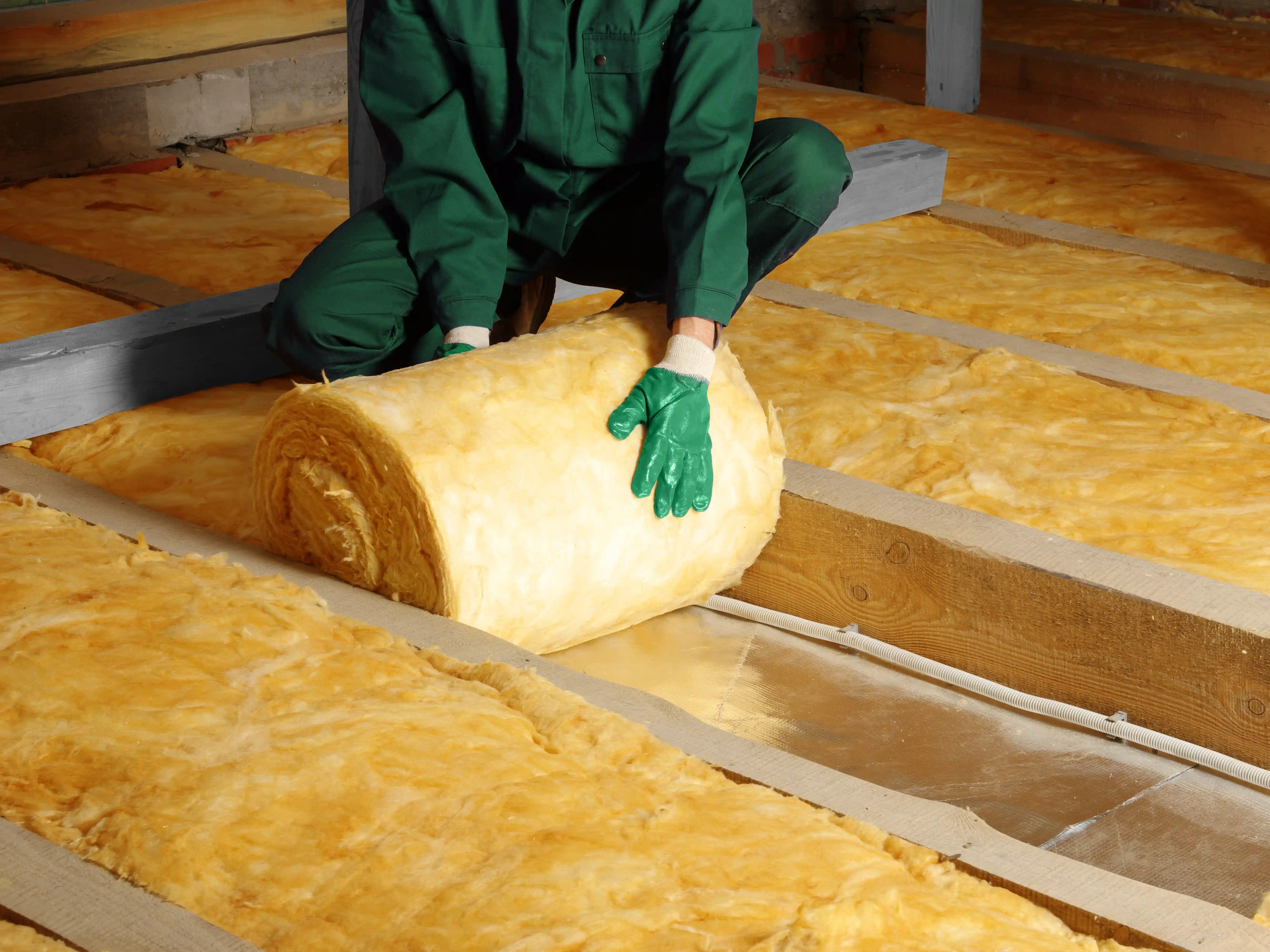 wickes-home-maintenance-insulate-loft-26.webp