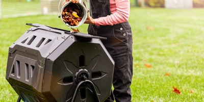 Grow_your_own_-_making_compostChoosing_a_container.jpg