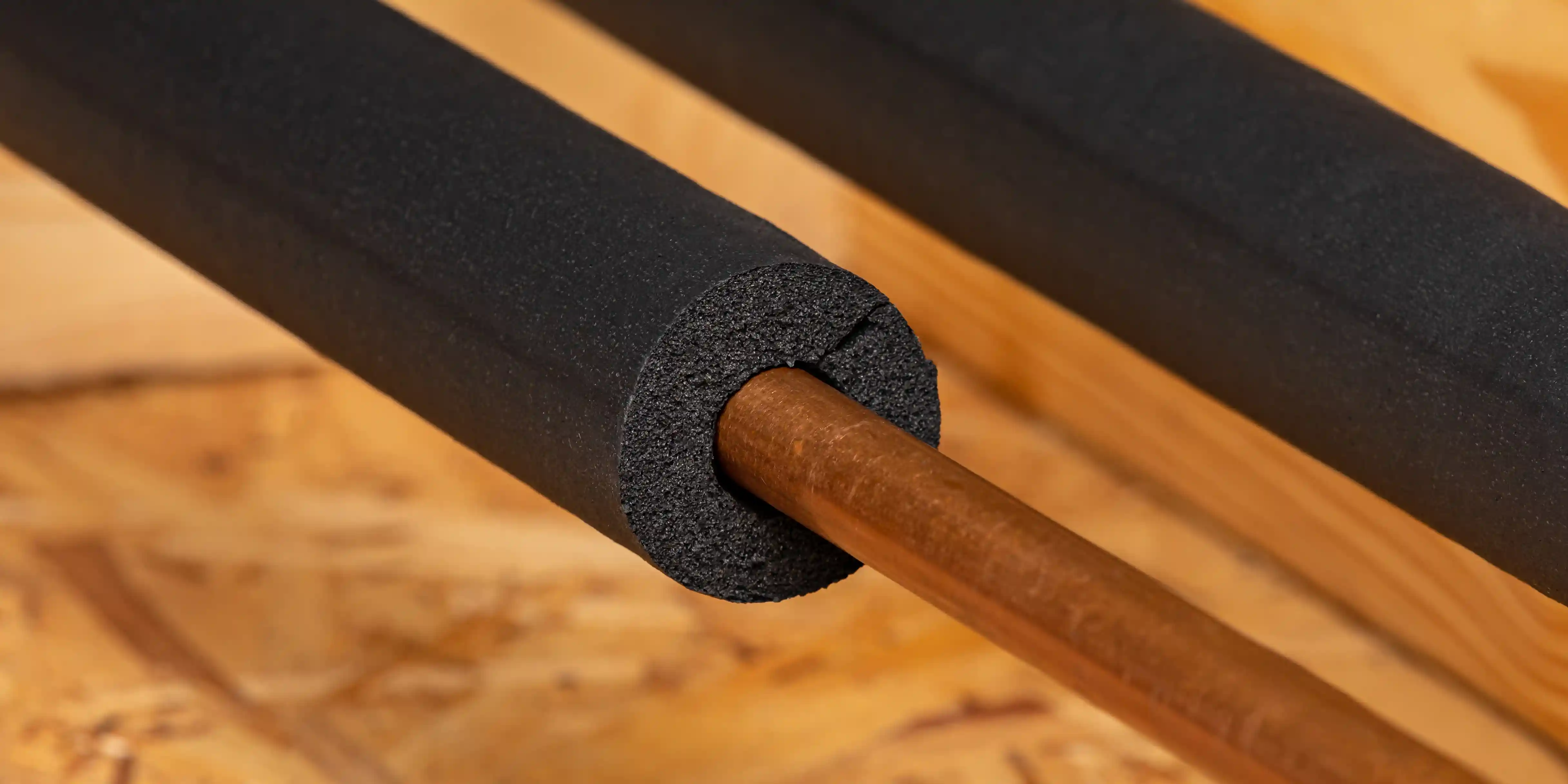 wickes-home-maintenance-insulate-outdoor-pipes-12 .webp