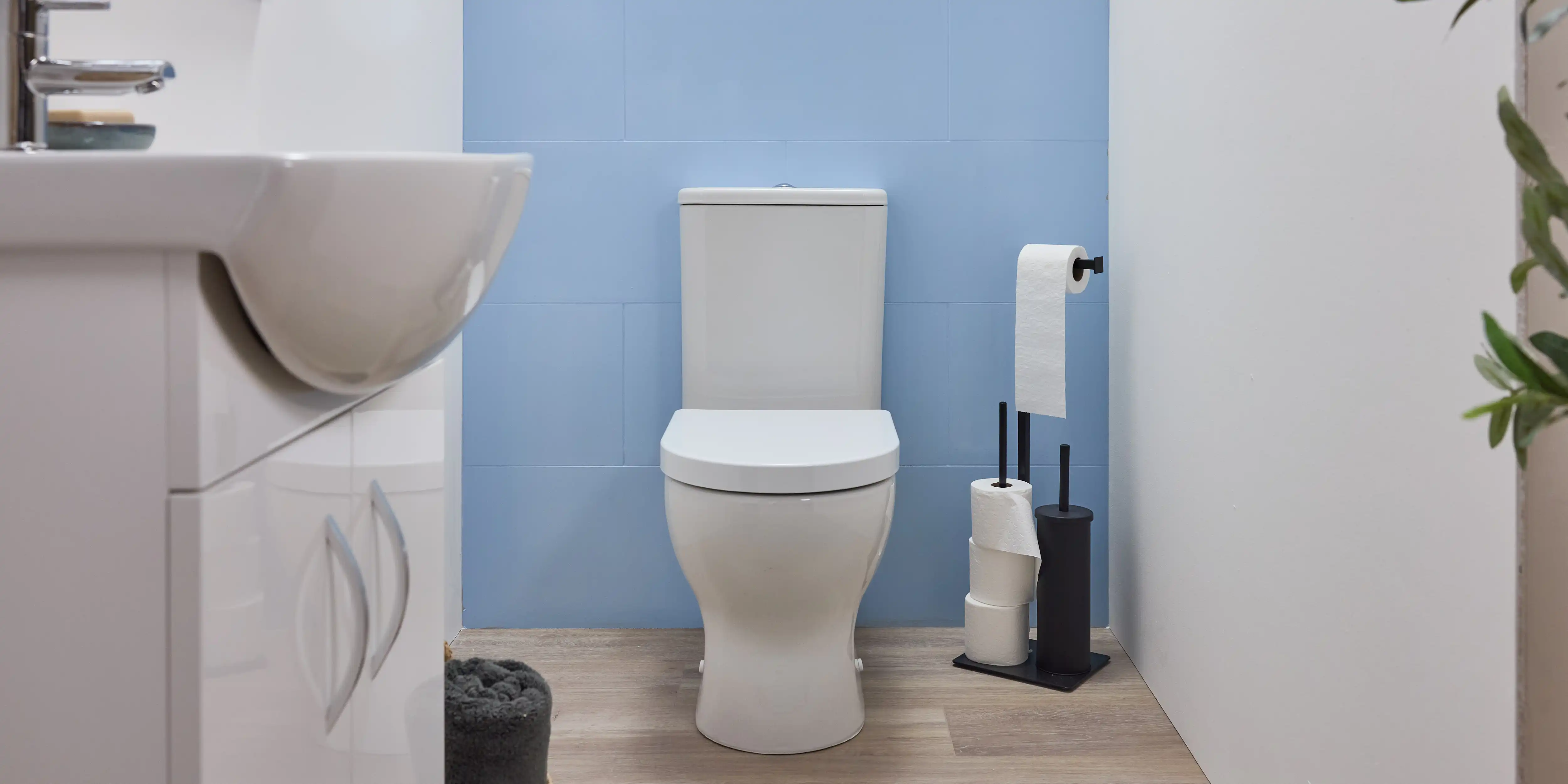 wickes-bathroom-paint-bathroom-tiles-7.webp