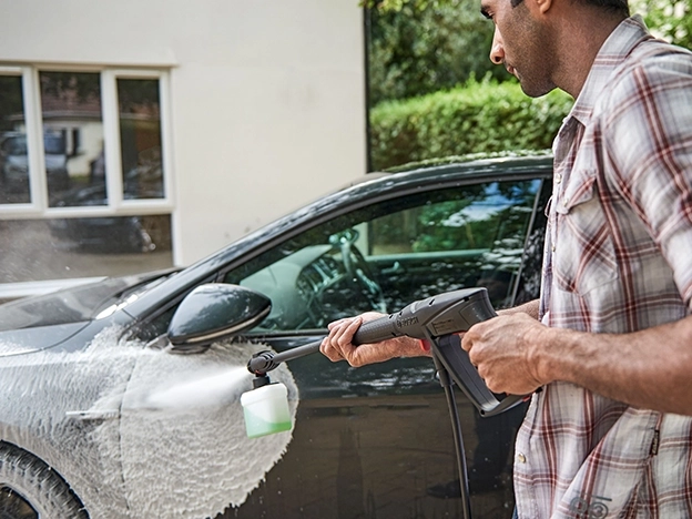 Pressure Washers & Jet Washers