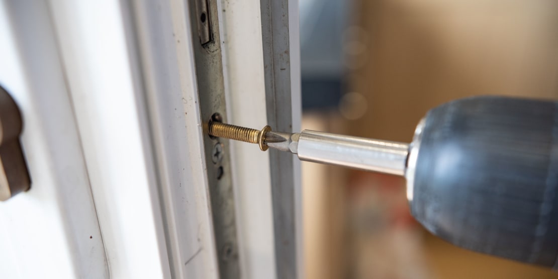 2018-Wickes-How-To-Fit-Door-Locks-Euro-Lock-1.jpg