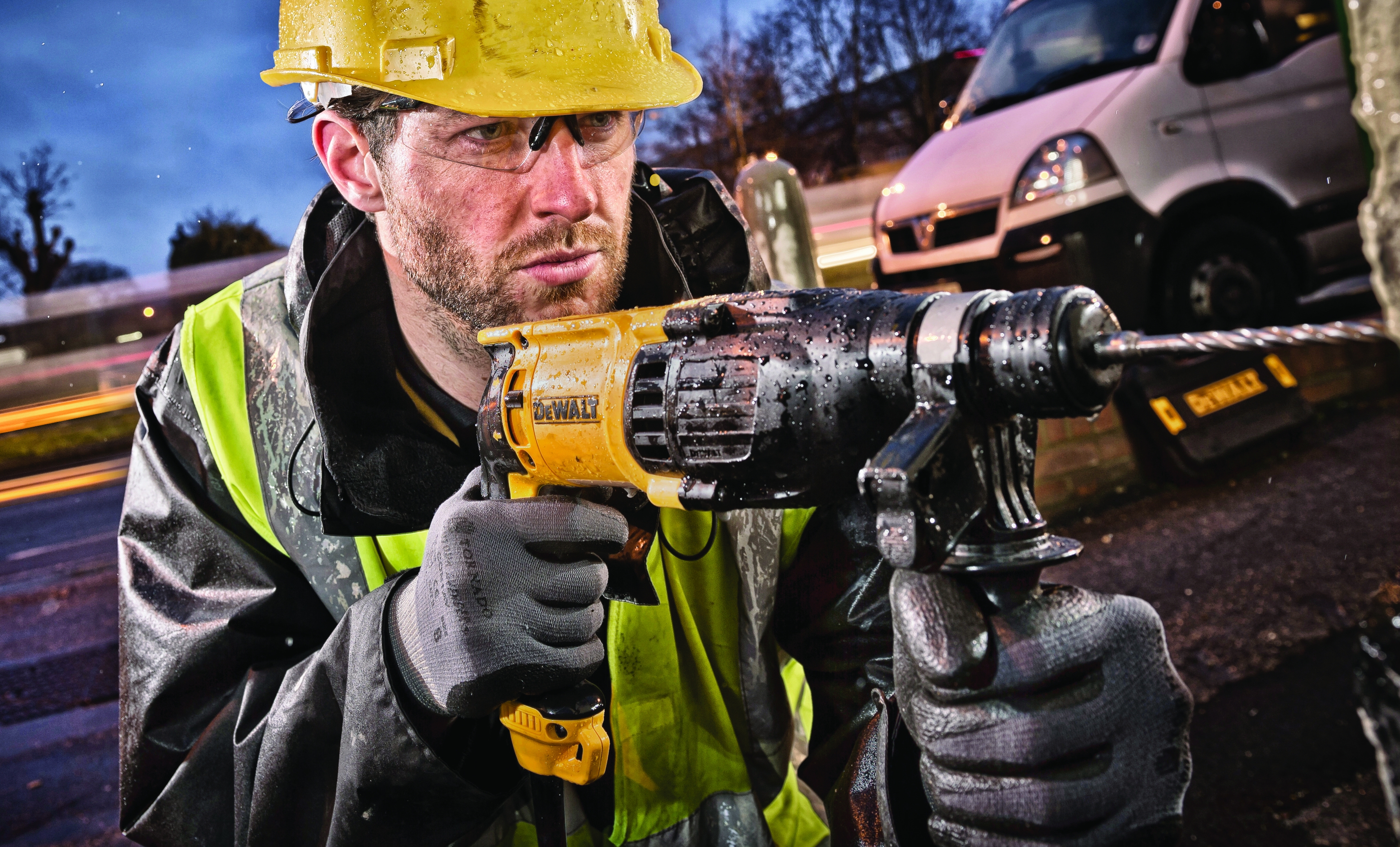 Dewalt dcd776c1 store screwfix