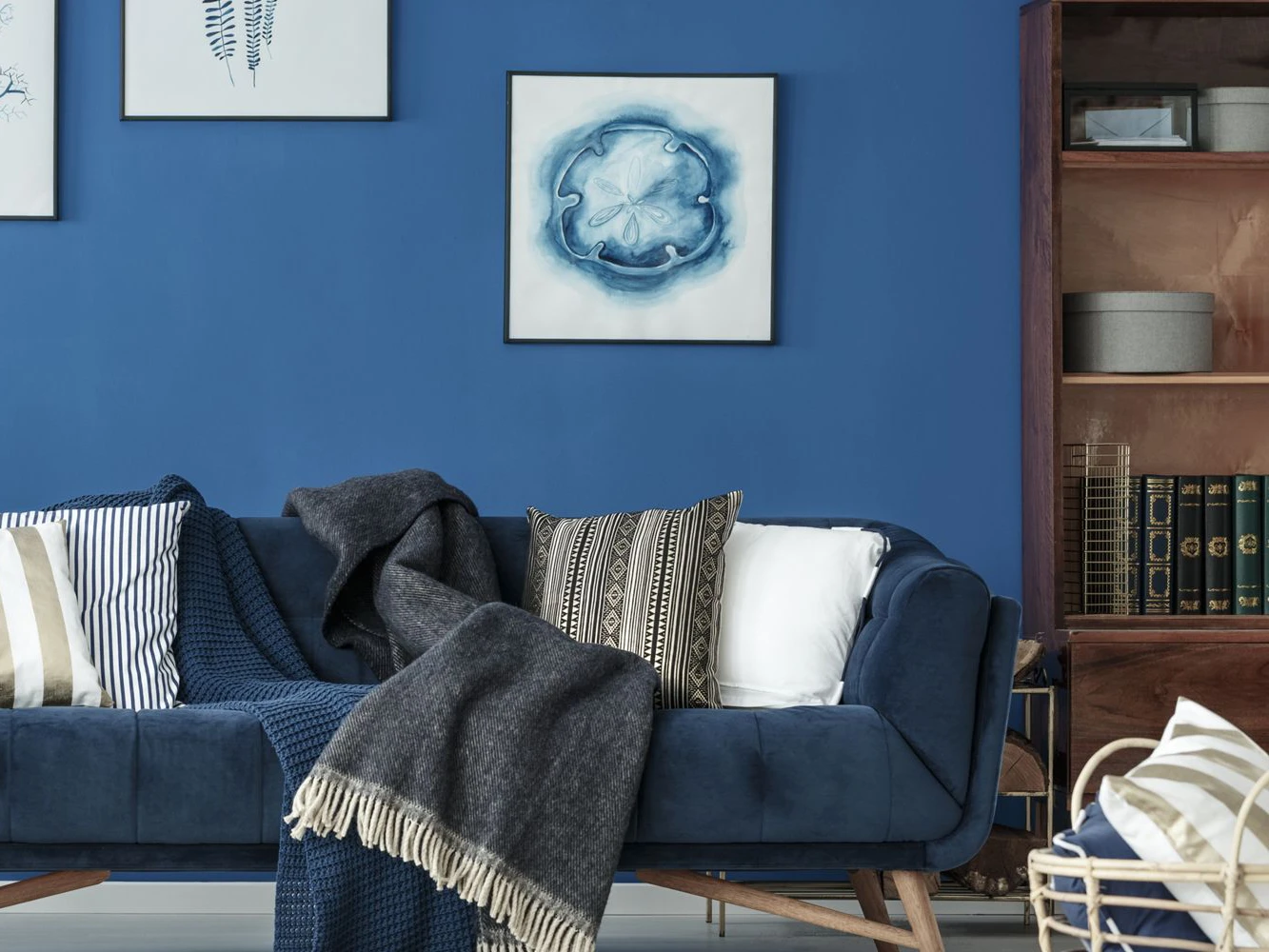 wickes-decorating-choosing-perfect-paint-colour-2.webp