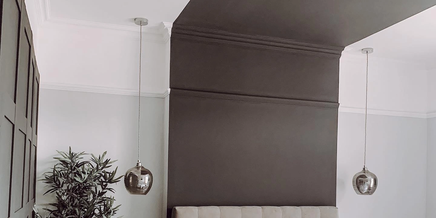 wickes-decorating-painting-ceiling-2.webp