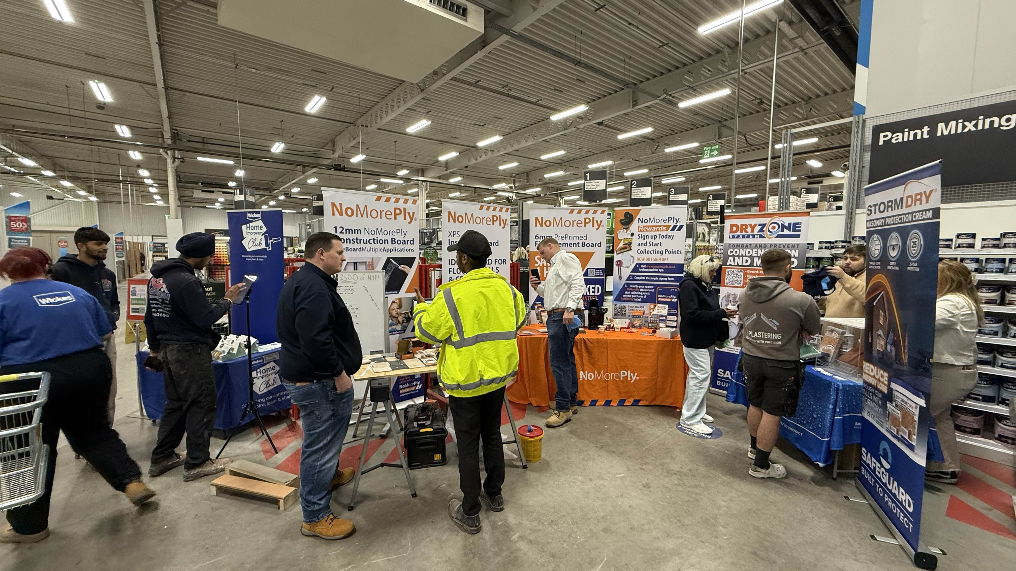 Wickes_Wolverhampton_Event1.jpg