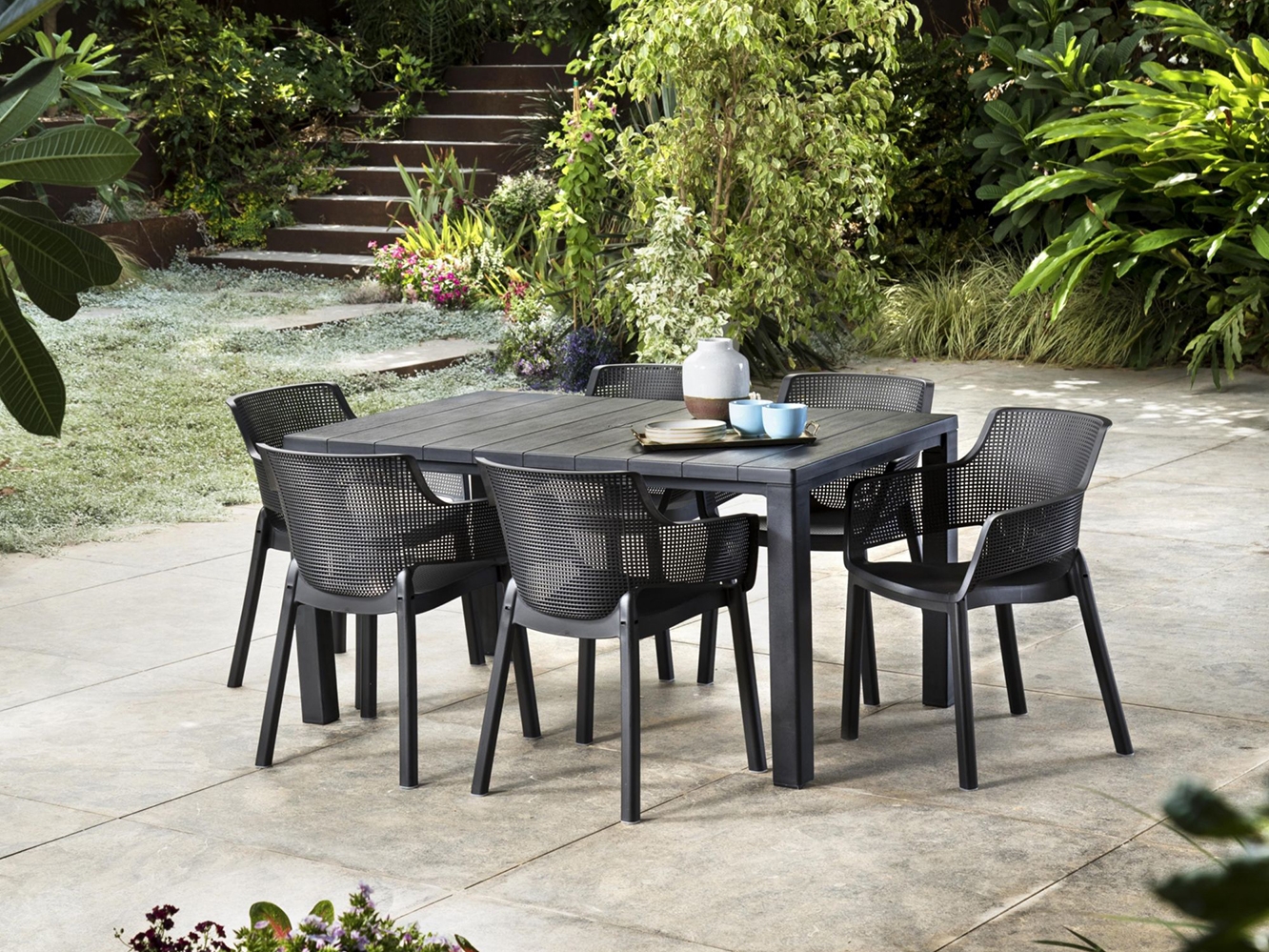 Keter garden best sale dining set