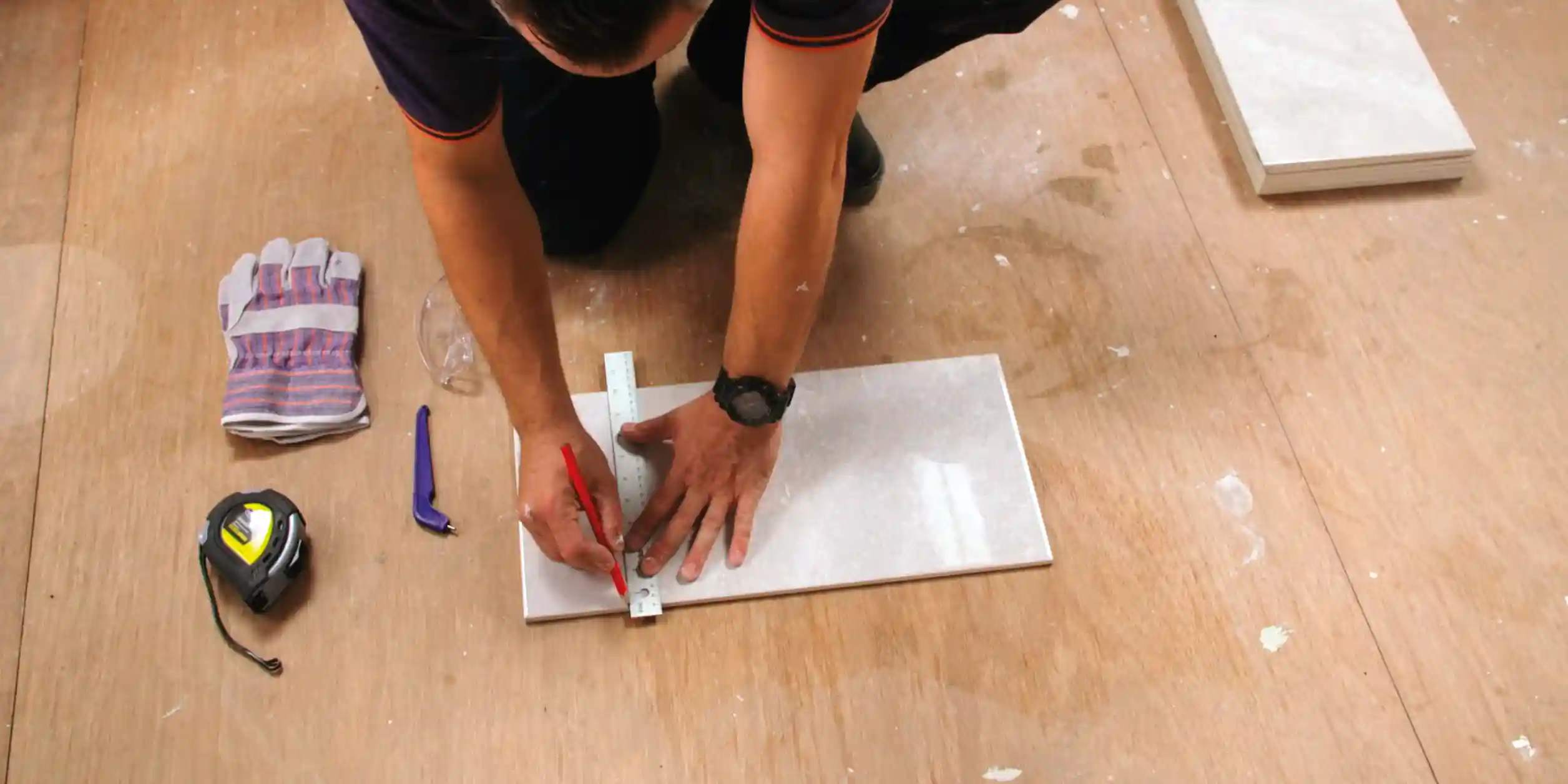 wickes-tiling-how-to-cut-tiles-3.webp