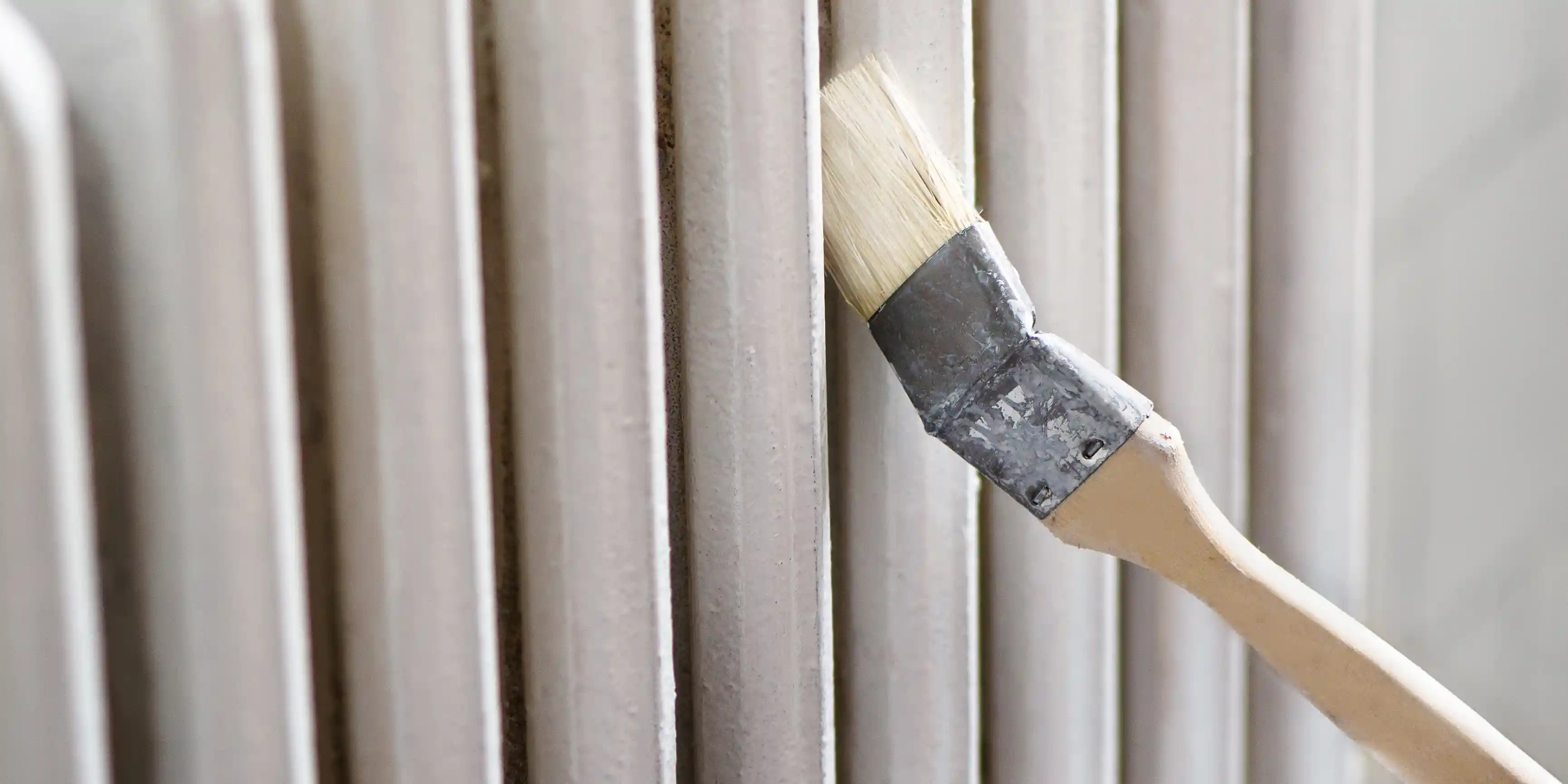 wickes-decorating-paint-radiator-6.webp