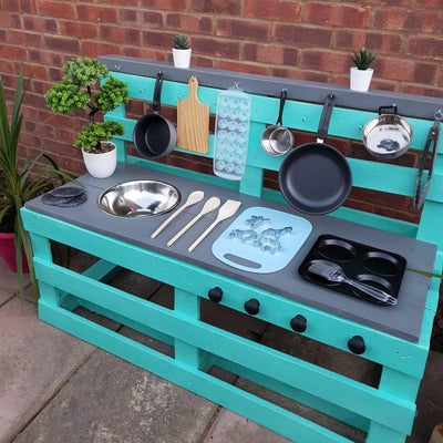 007-garden-kids-kitchen.png