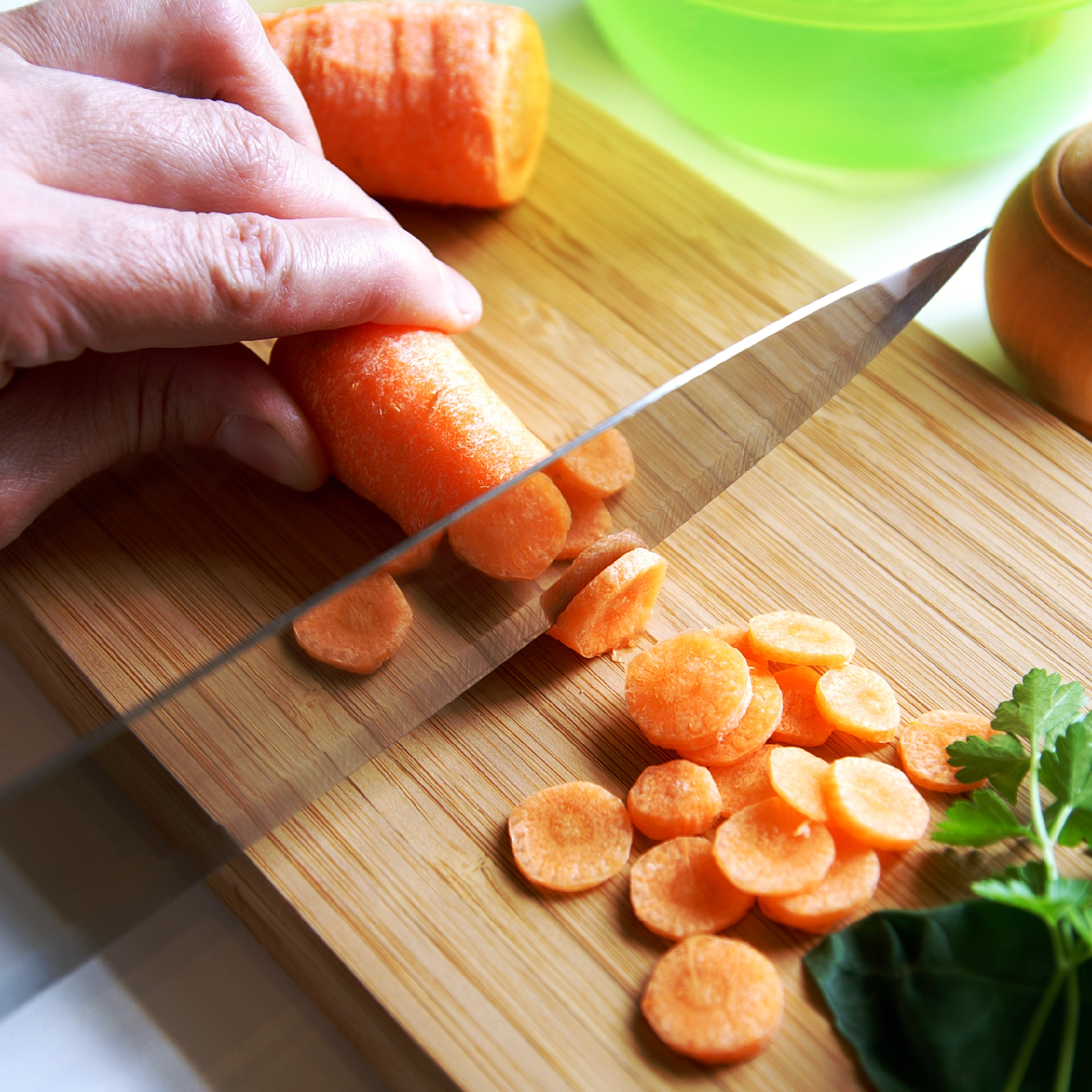 Motivating children to eat vegetables