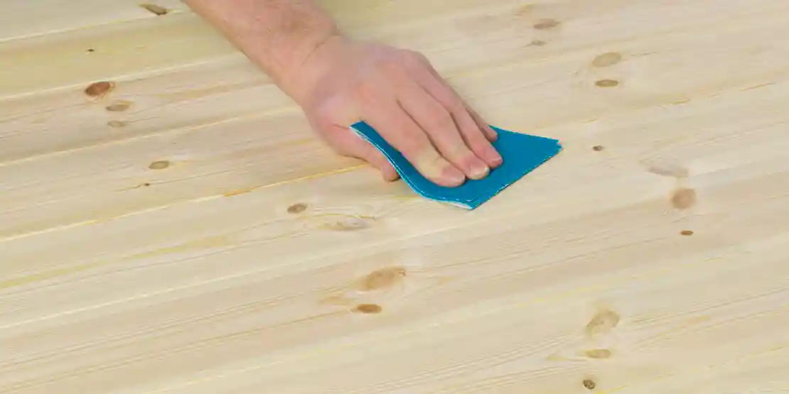 wickes-decorating-how-to-varnish-wood-39.webp