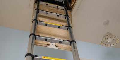 Slidding_loft_ladders.jpg