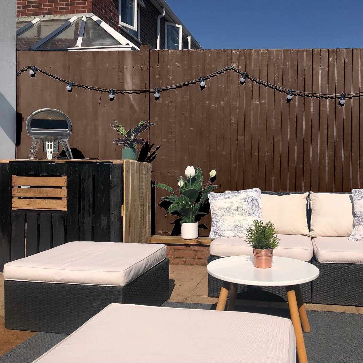 Wickes Garden Colours Matt Wood Treatment - Original Oak 2.5L