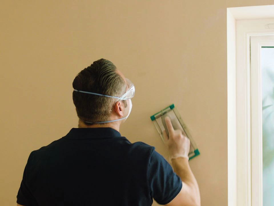 wickes-decorating-prep-interior-woodwork-17.webp