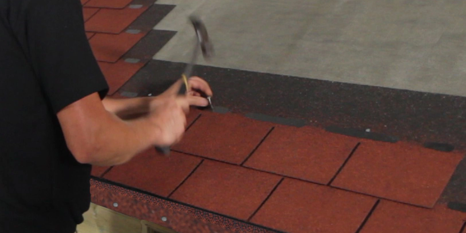wickes-home-maintenance-fit-roof-shingles-14.webp