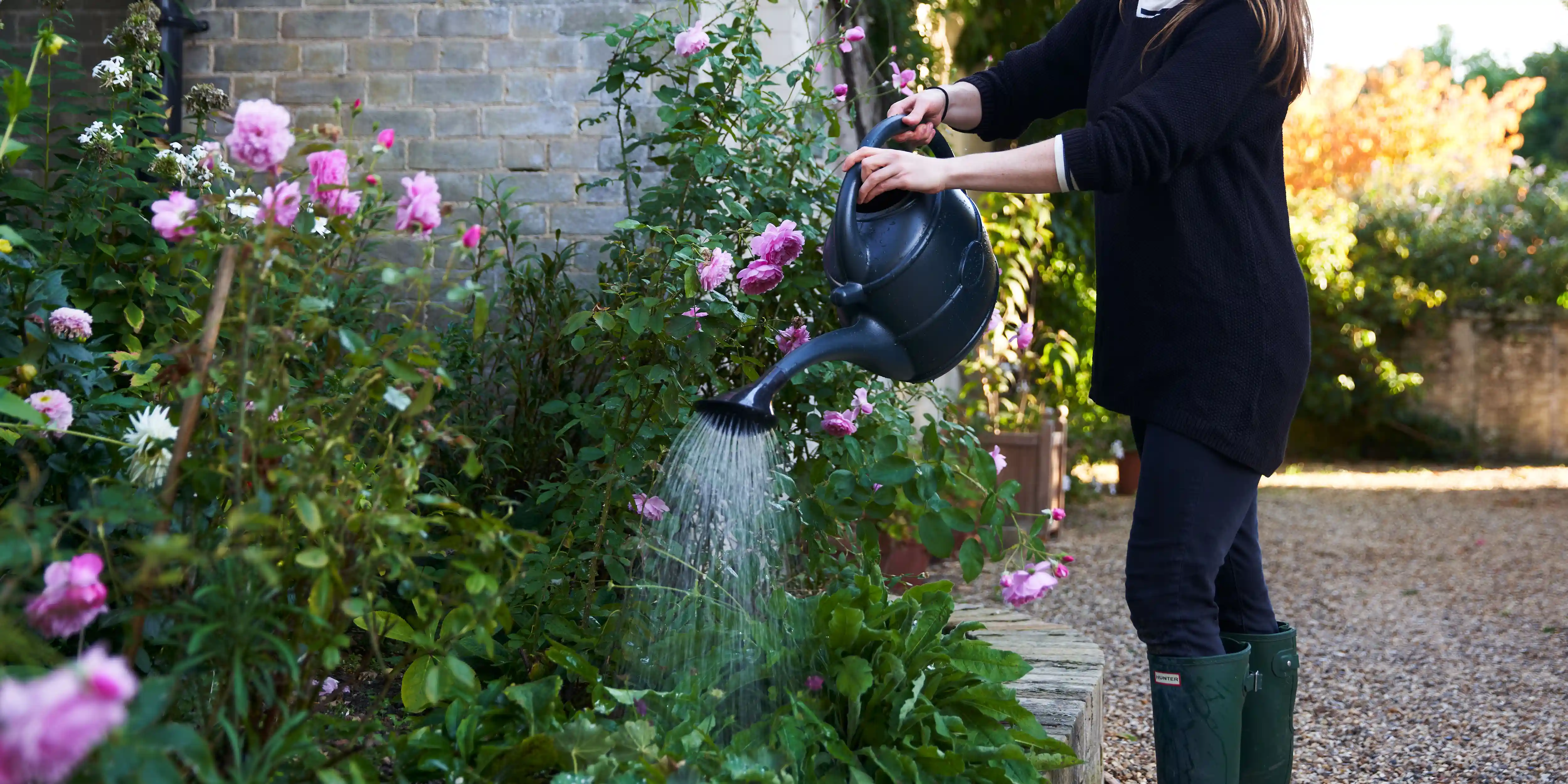 wickes-garden-install-water-butt-22.webp