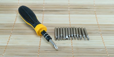 what-needed-shelf-screwdriver.jpg