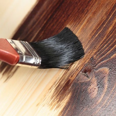 How-to-Decorating-hub-Apply-varnish-stain-wax-&-oil.jpg