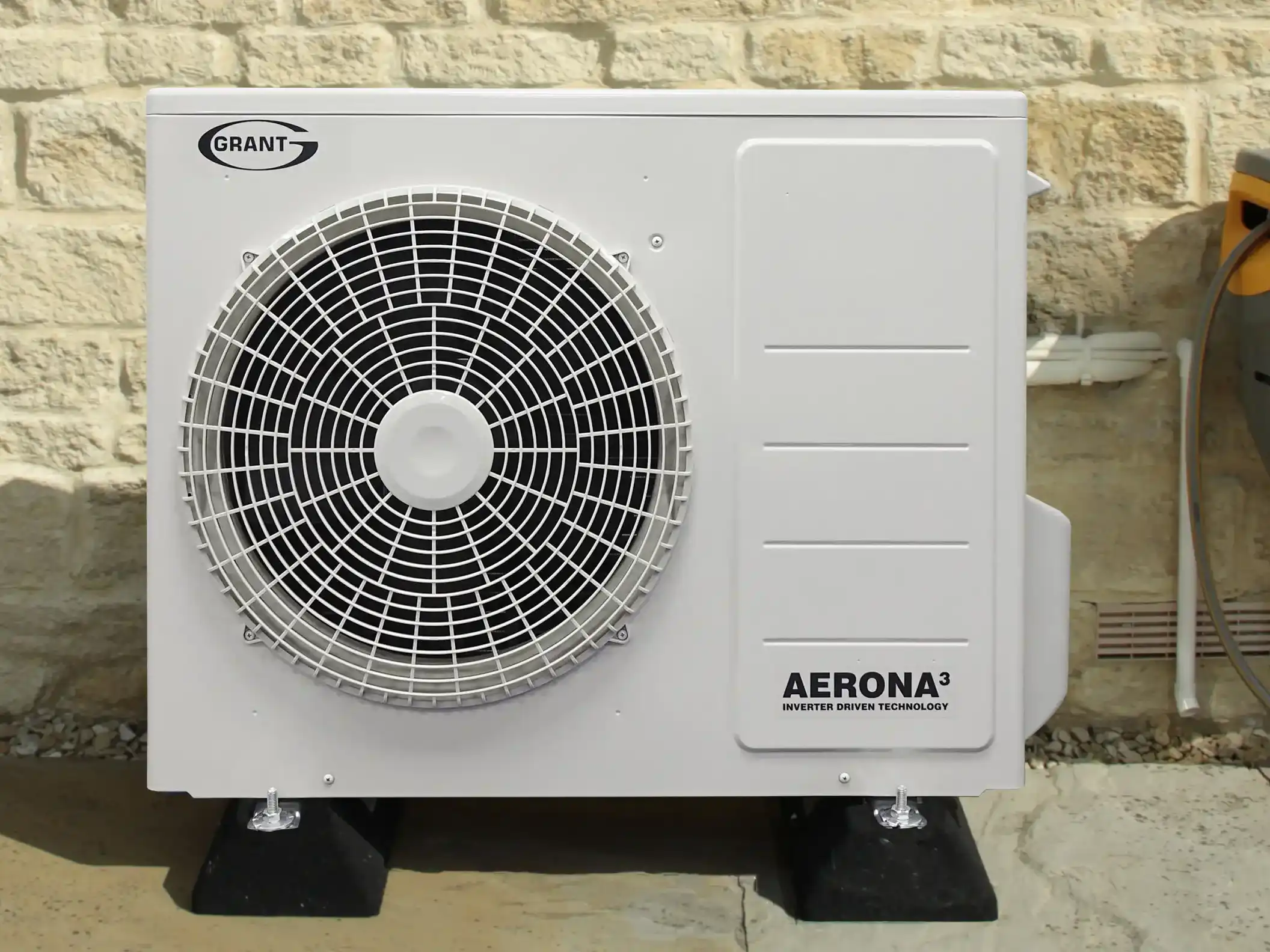 wickes-energy-saving-heat-pumps-how-they-work-8.webp