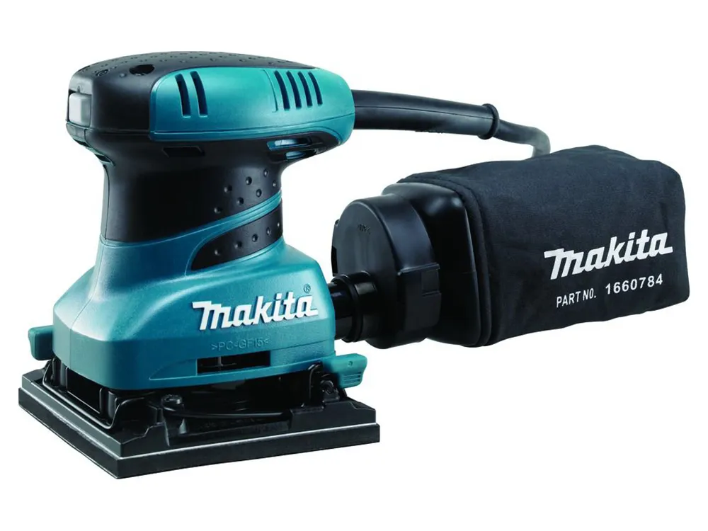 Makita-215778.jpg
