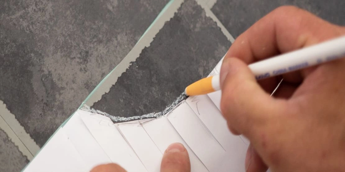 wickes-flooring-how-to-carpet-vinyl-tiles-24.webp