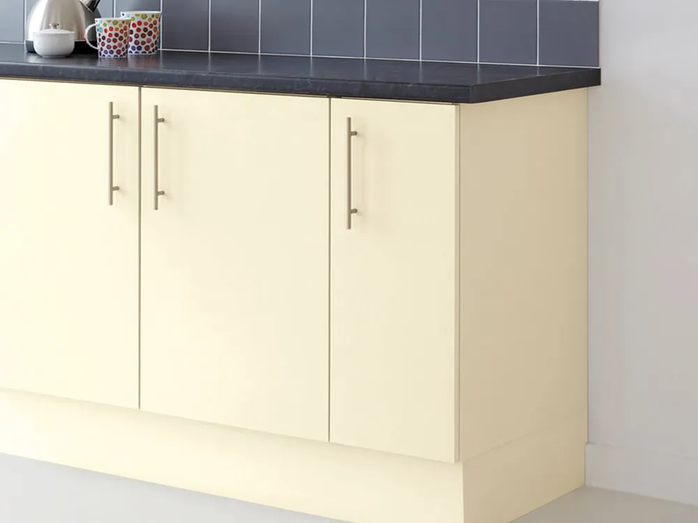 wickes-buying-guides-kitchen-cupboard-paint-11.jpg