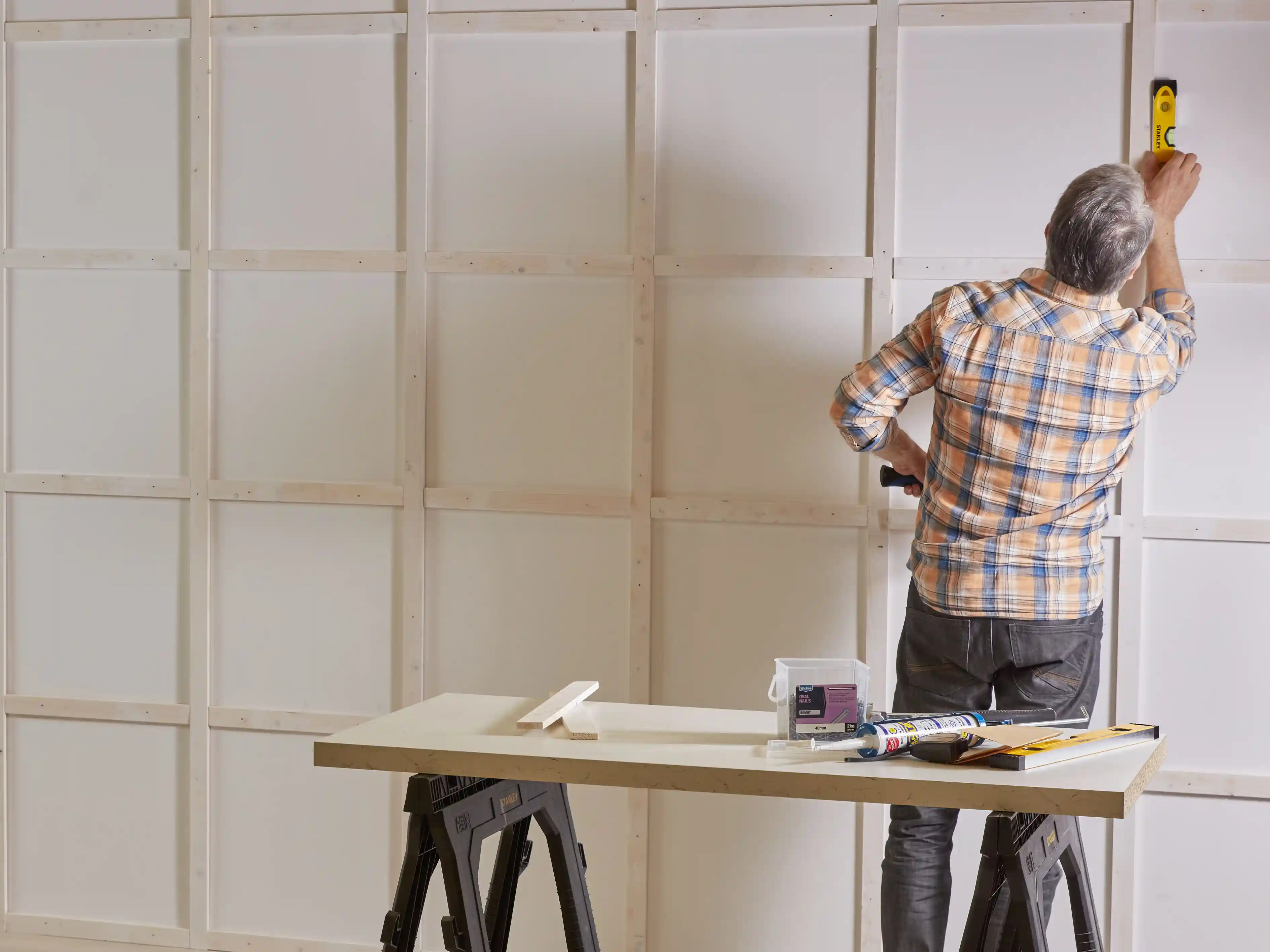 wickes-decorating-paint-wall-panelling-8.webp