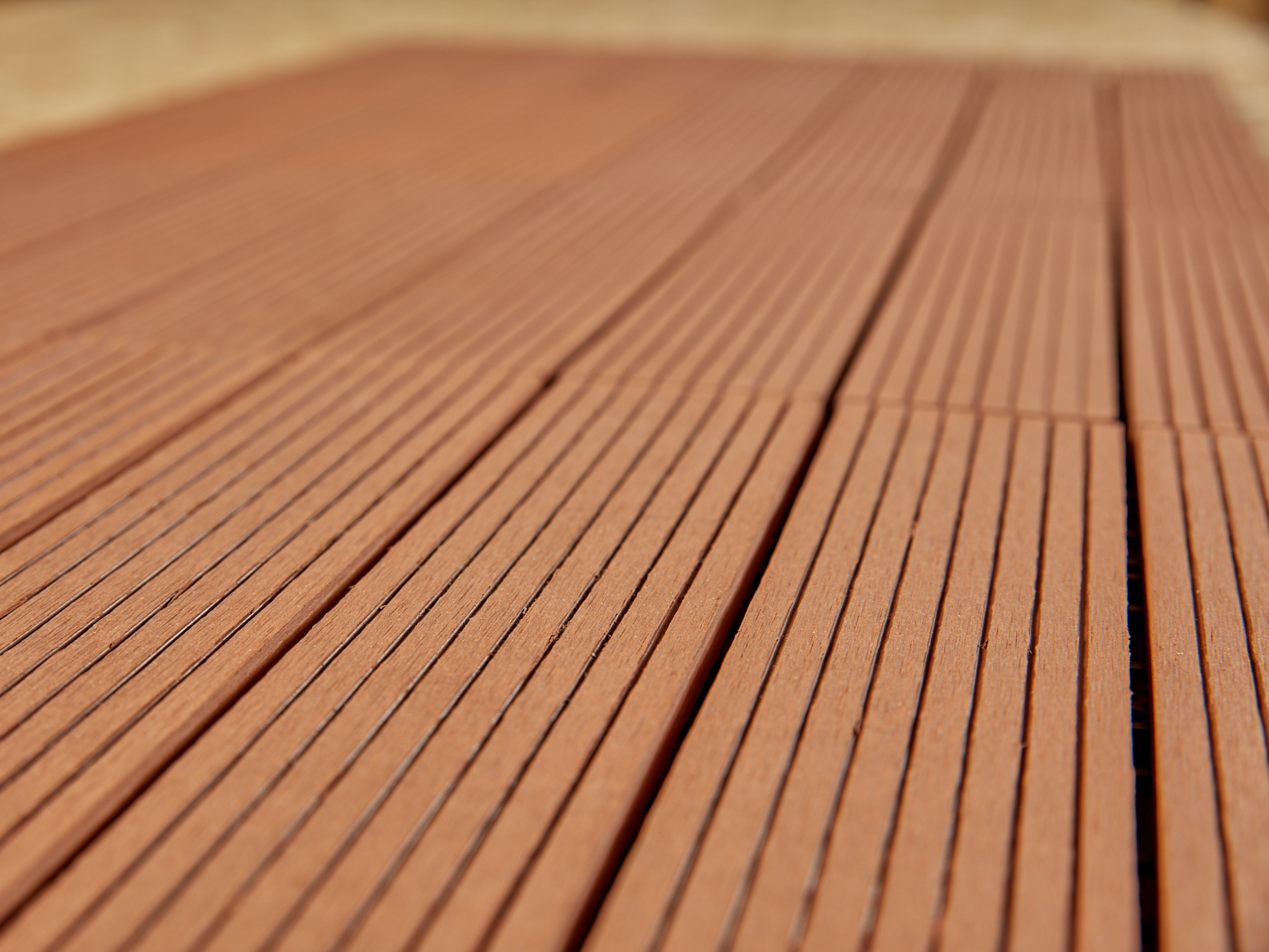 wickes-garden-clean-decking-15.jpg