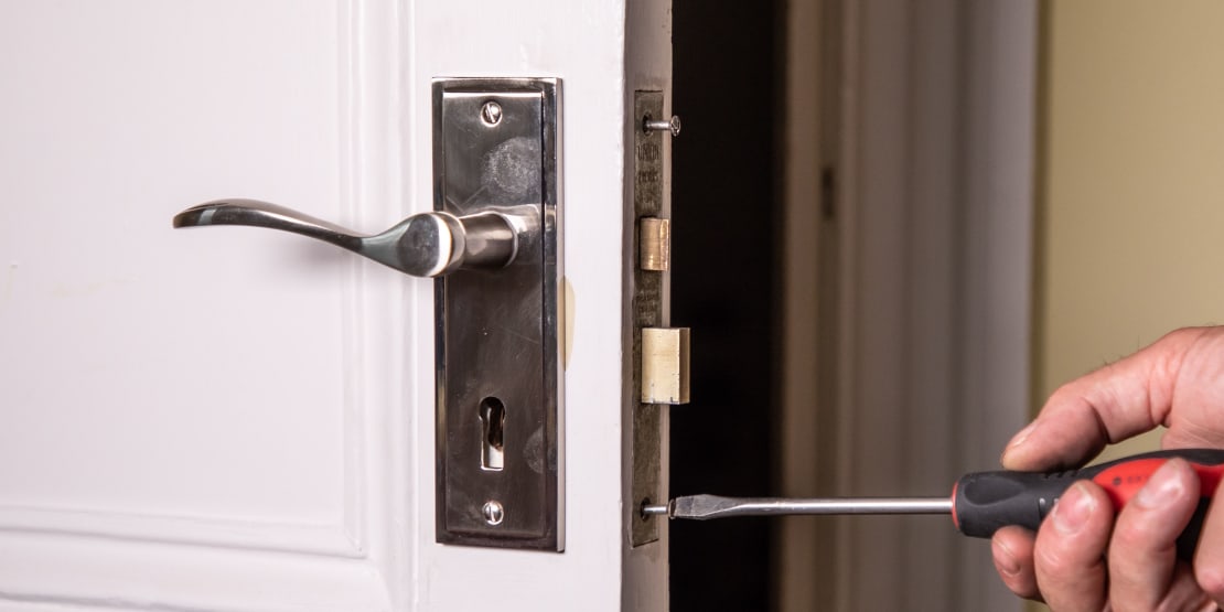 Change door lock hotsell