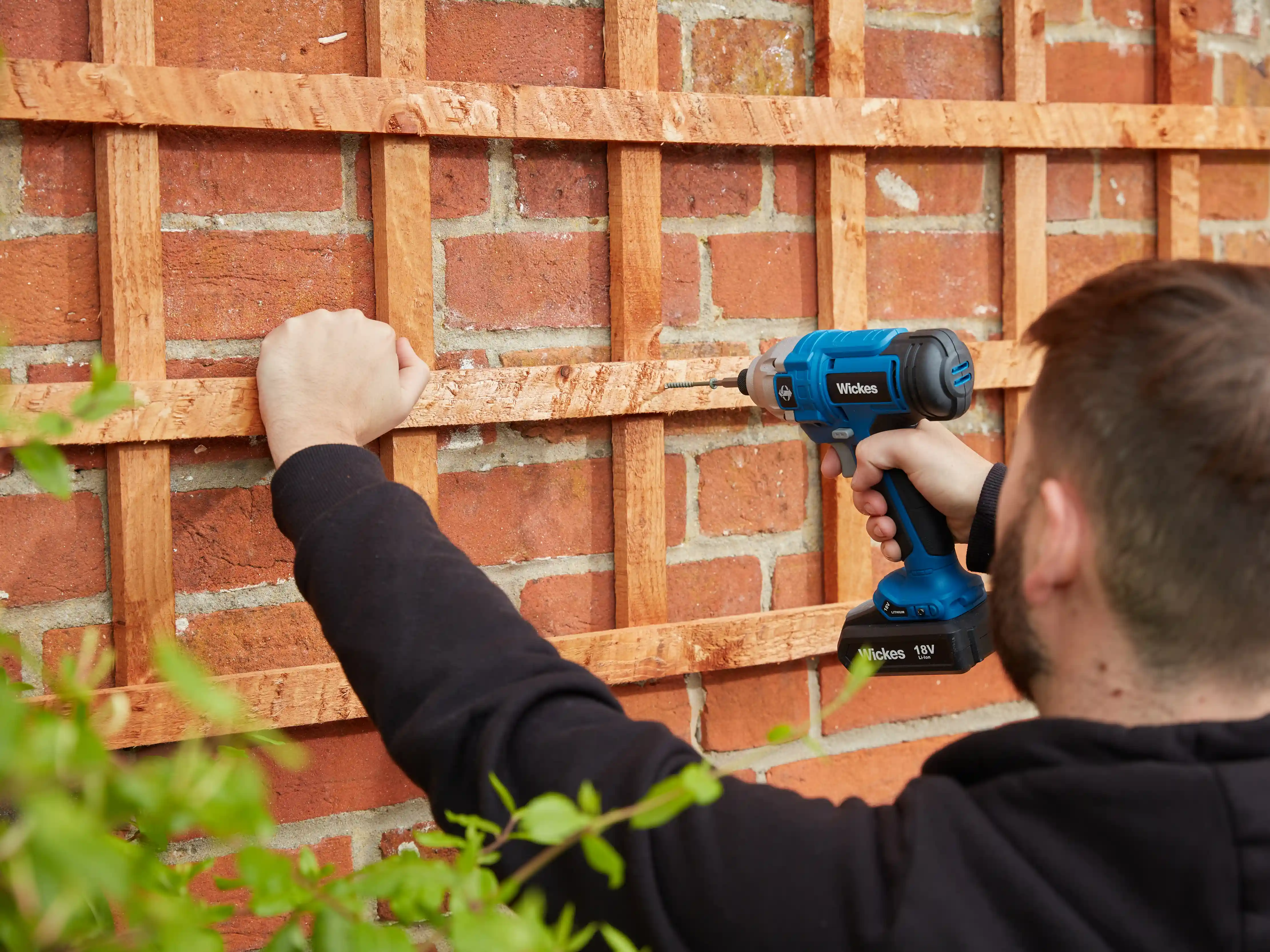 wickes-gardens-big-impact-small-garden-9.webp
