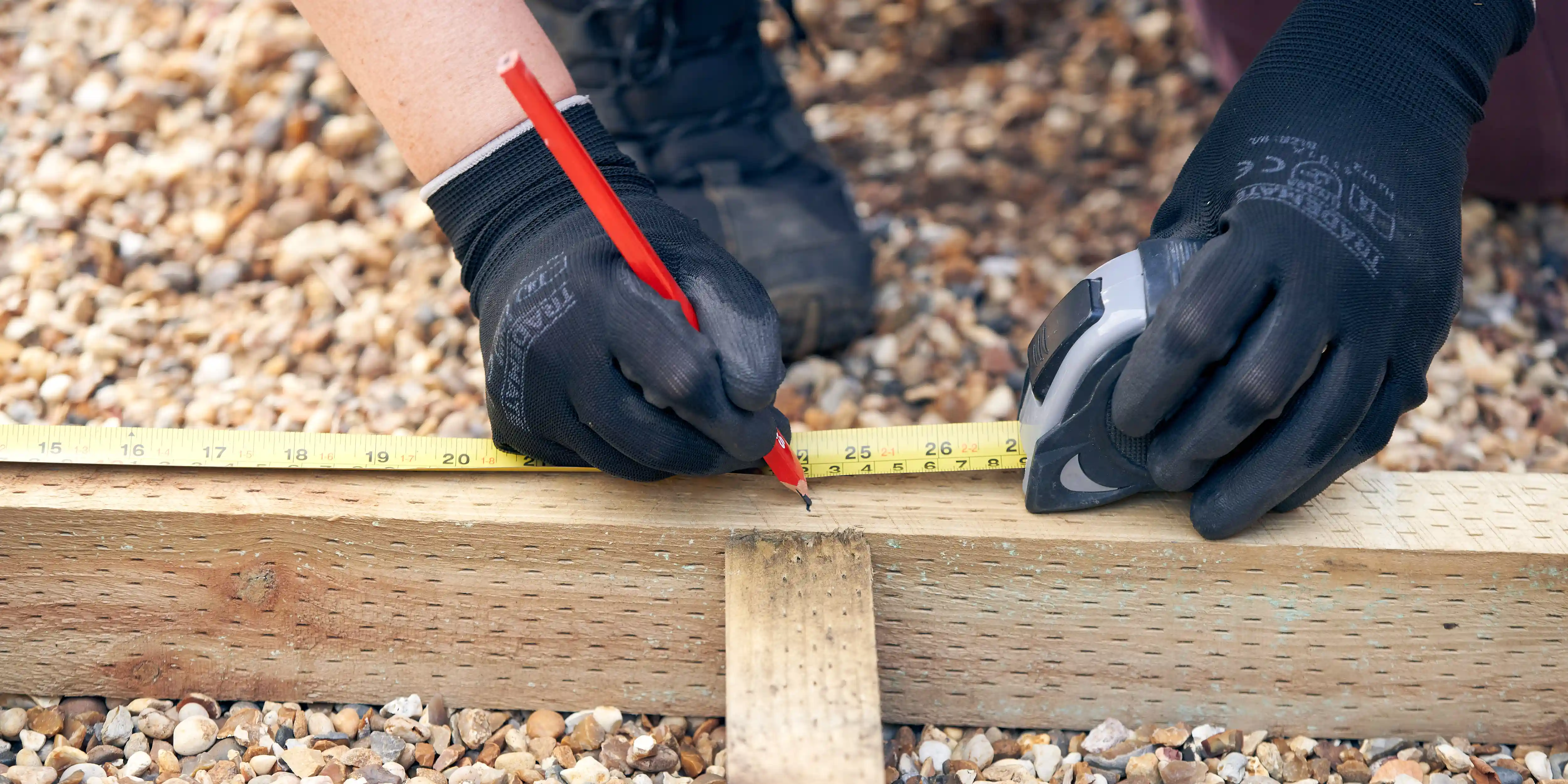 wickes-garden-how-to-build-shed-4.webp