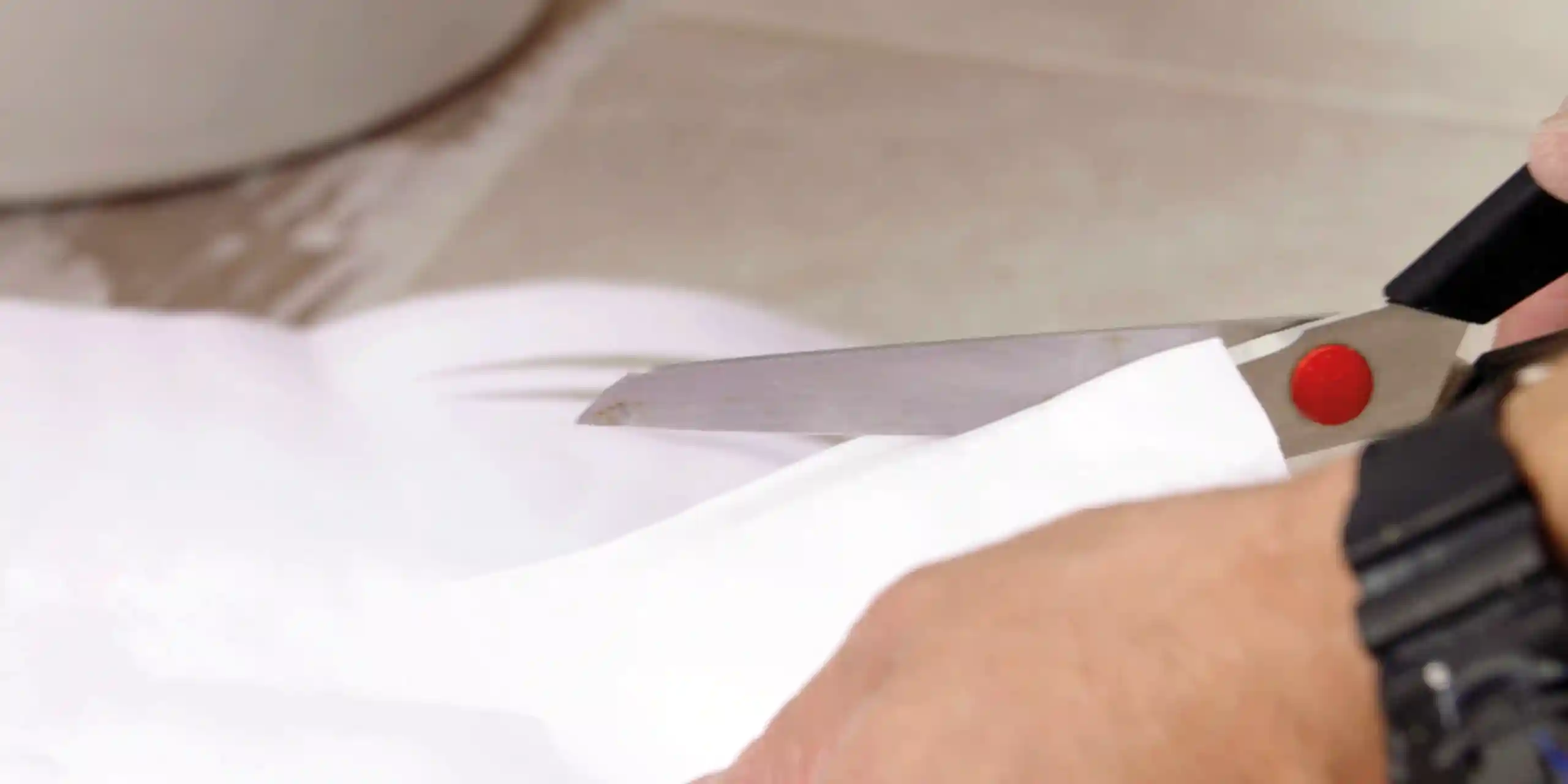 wickes-tiling-how-to-cut-tiles-11.webp