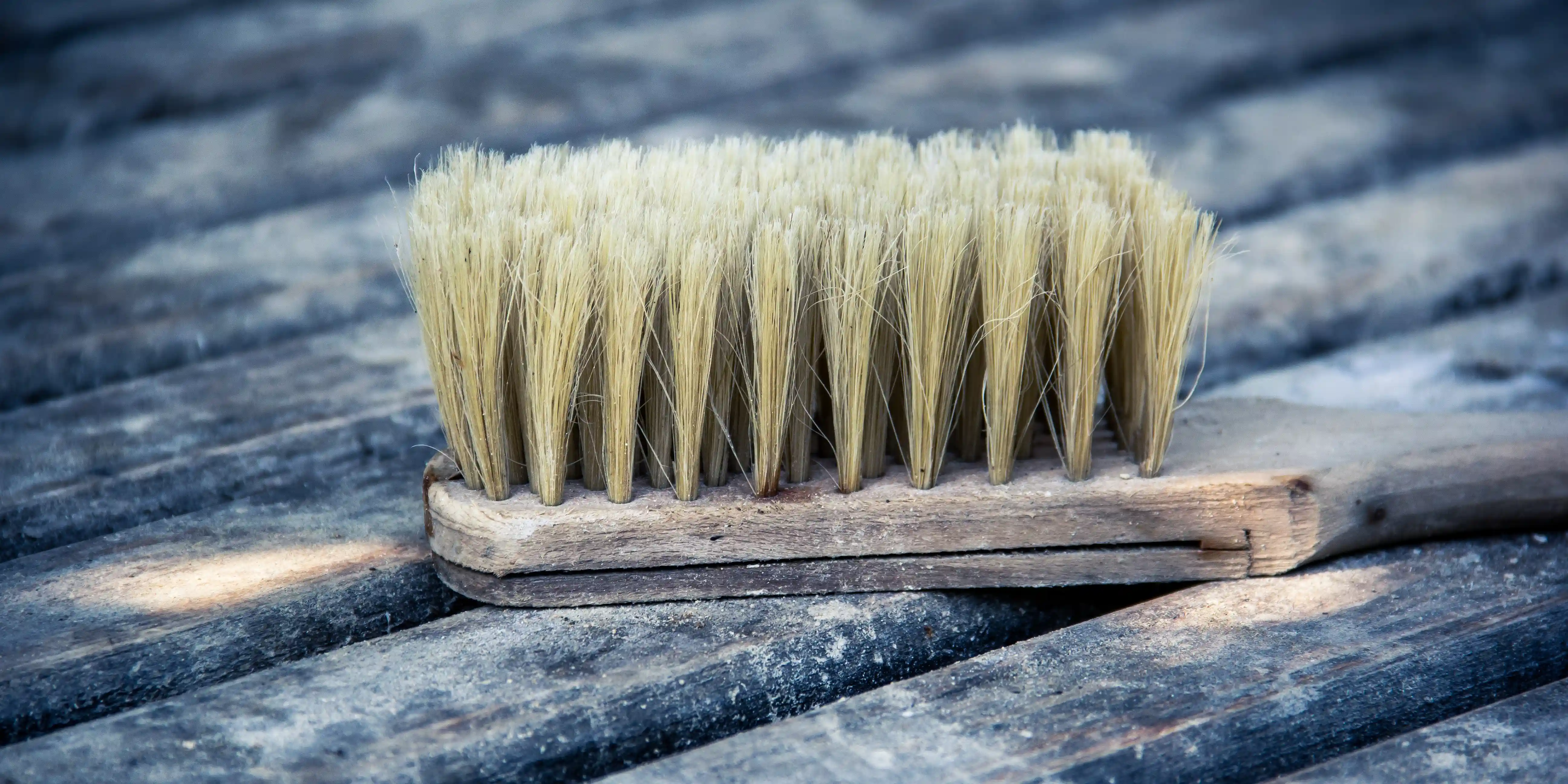 wickes-decorating-how-to-varnish-wood-28.webp