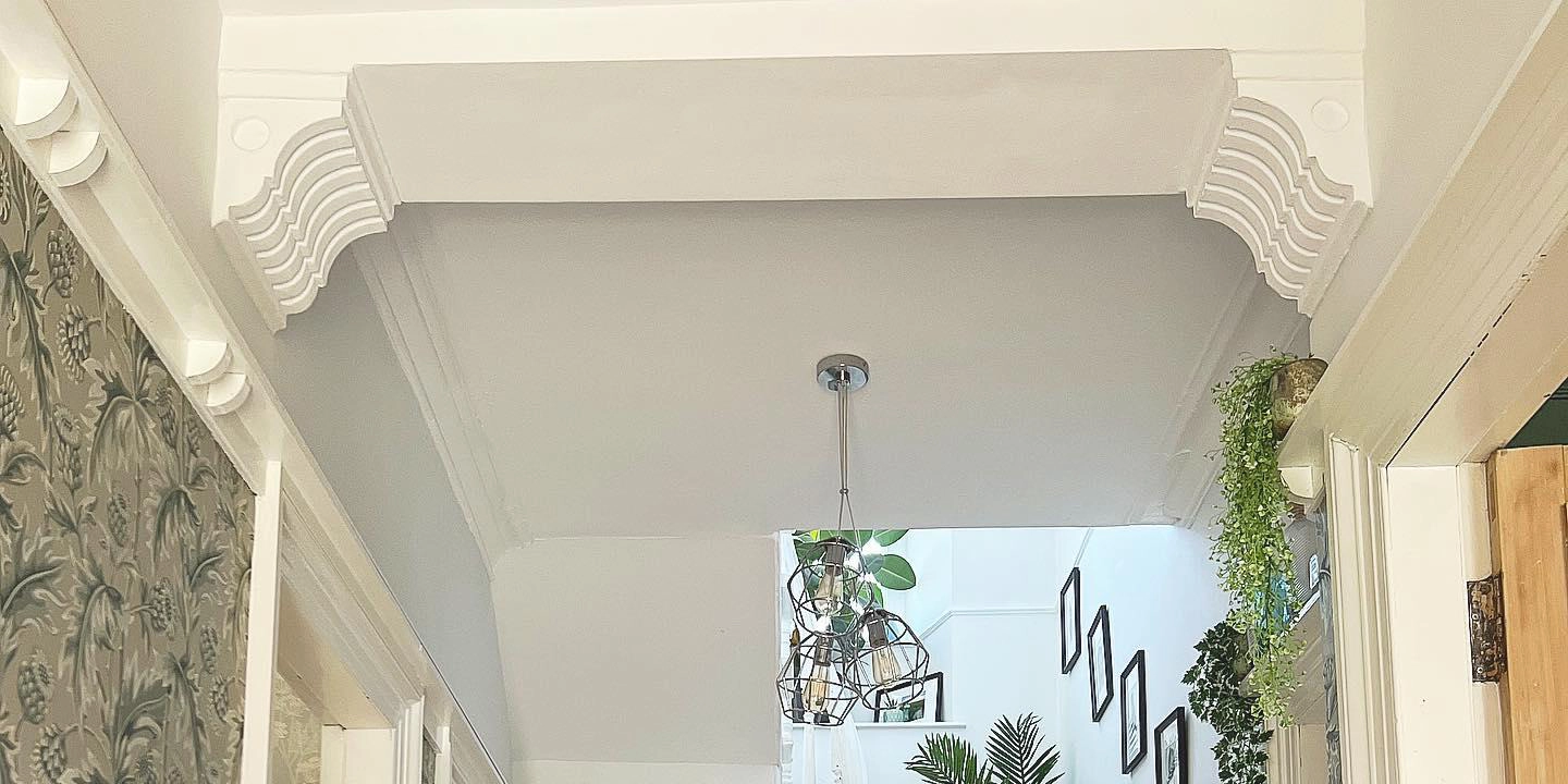 wickes-decorating-painting-ceiling-11.webp