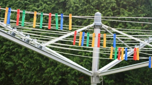 rotary_washing_line_pegs.png