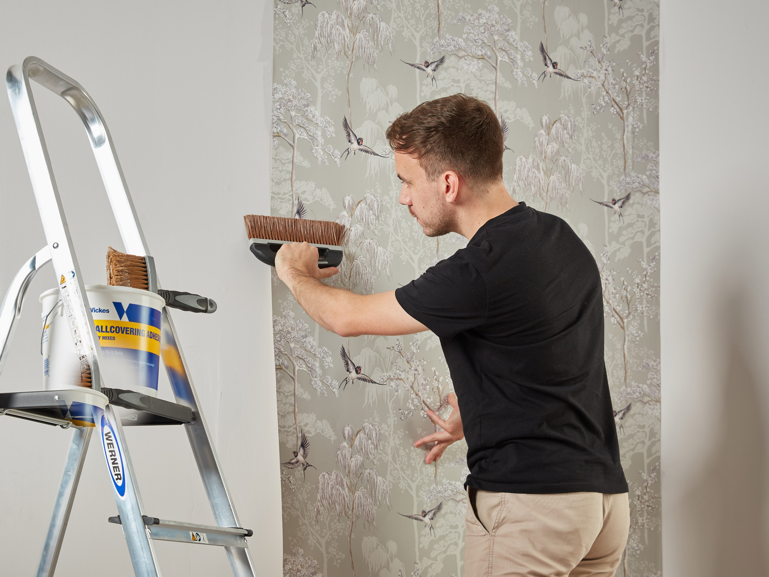 wickes-decorating-how-to-wallpaper-window-11.jpeg