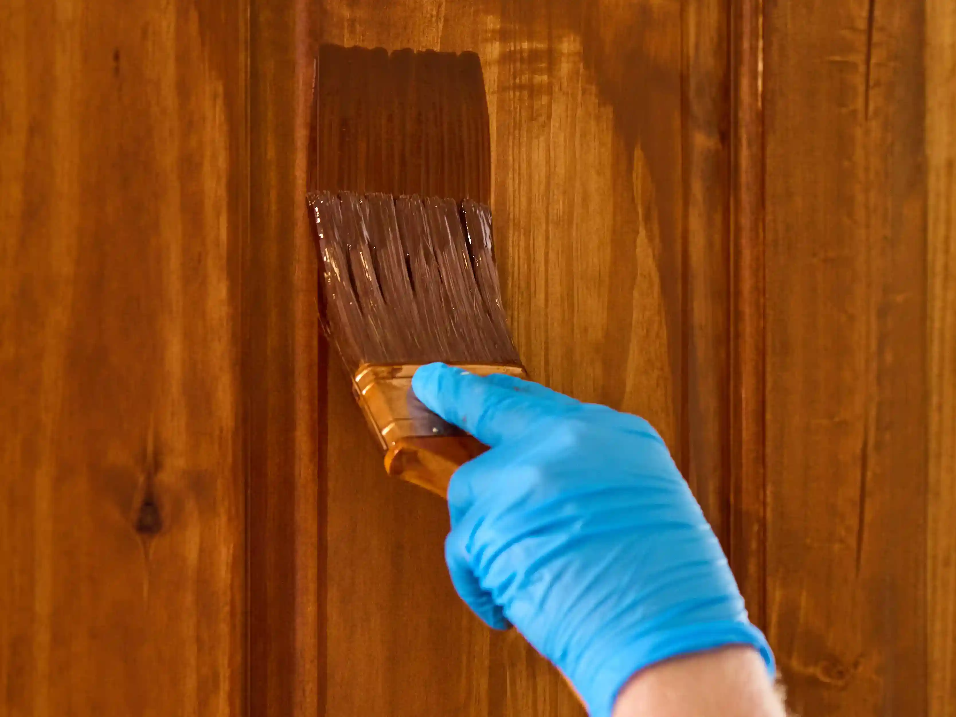 wickes-decorating-painting-interior-woodwork-12.webp