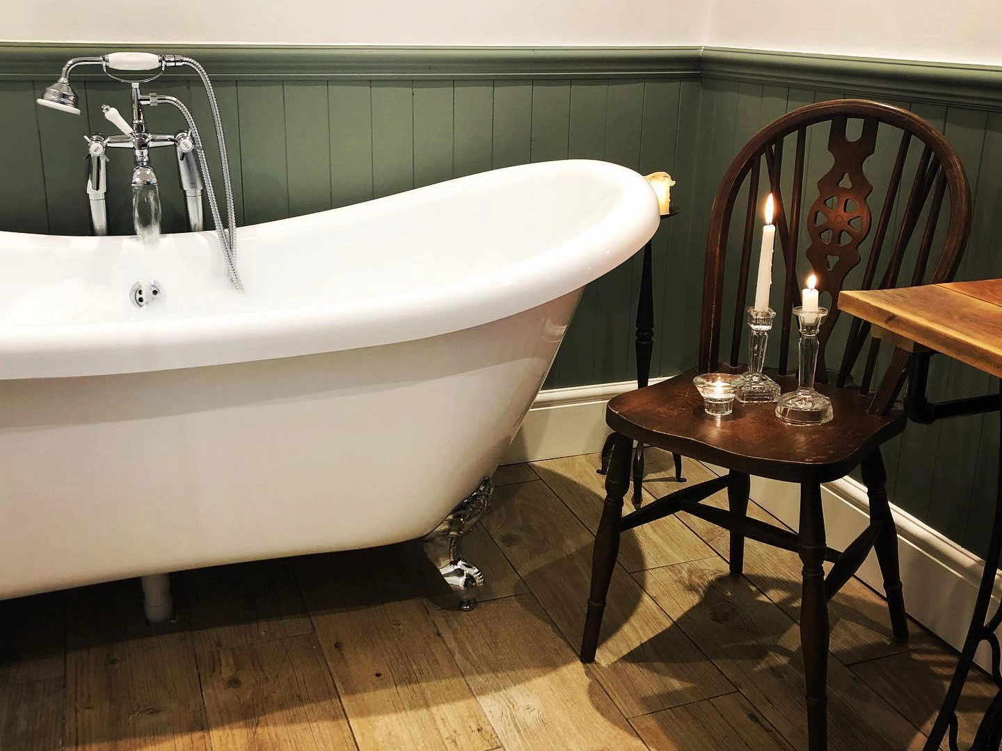wickes-bathroom-colour-ideas-7.webp