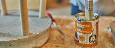 27.Concrete_Stool_Sealing_With_Varnish.jpeg