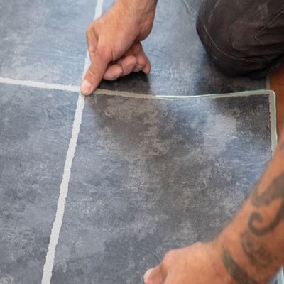How-to-Hub-lay-vinyl-carpet-tiles.jpg