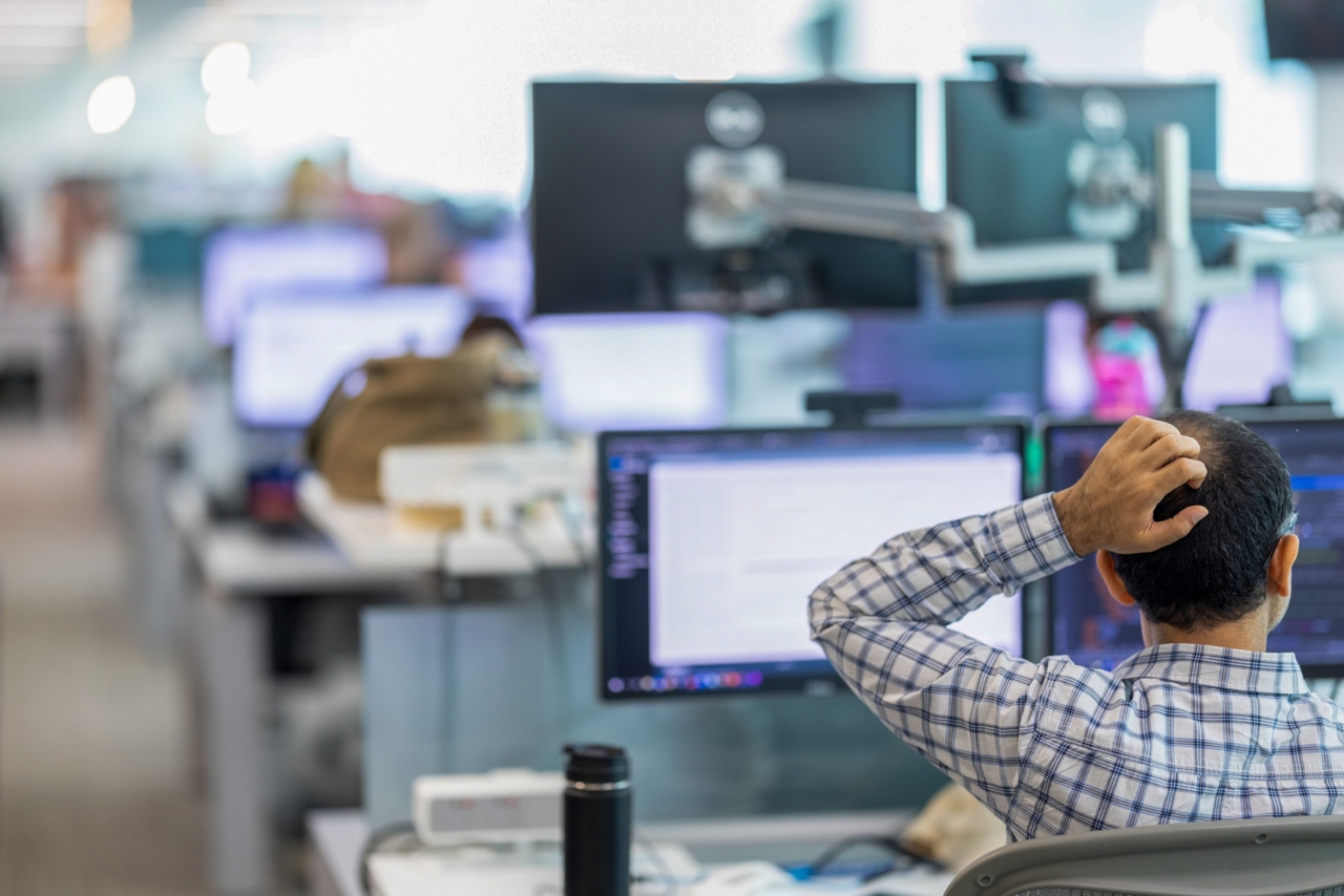 employee frustrated at work employee frustrated at work