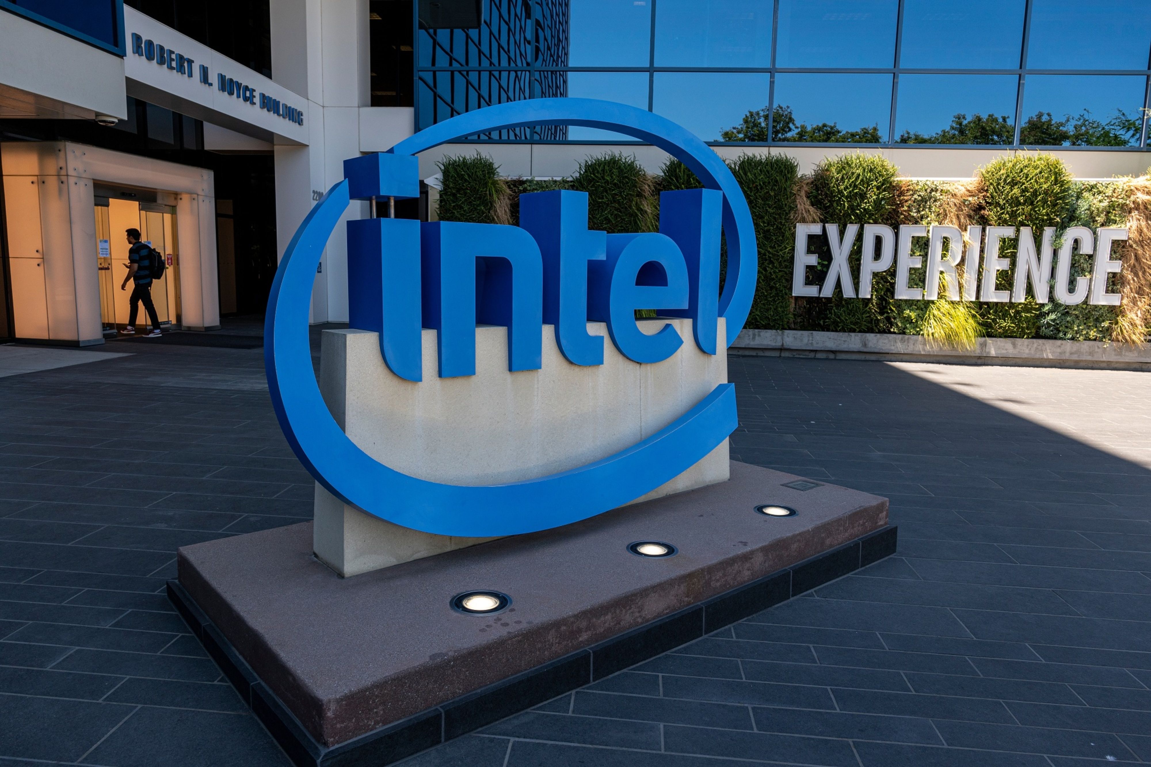 intel-headquarters.jpg