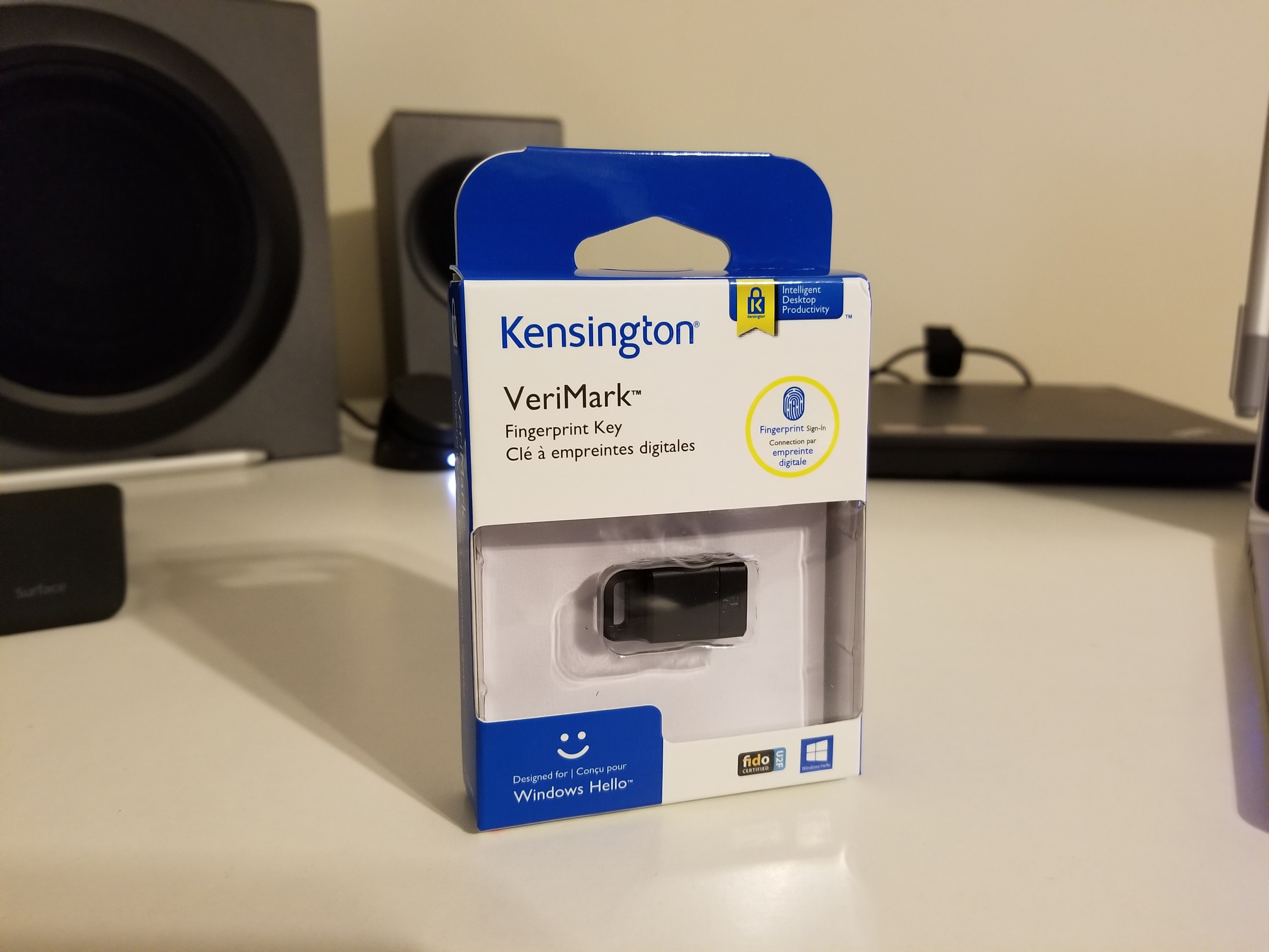 Unboxing and Hands On: Kensington's VeriMark Fingerprint Key for Windows Hello and FIDO/U2F