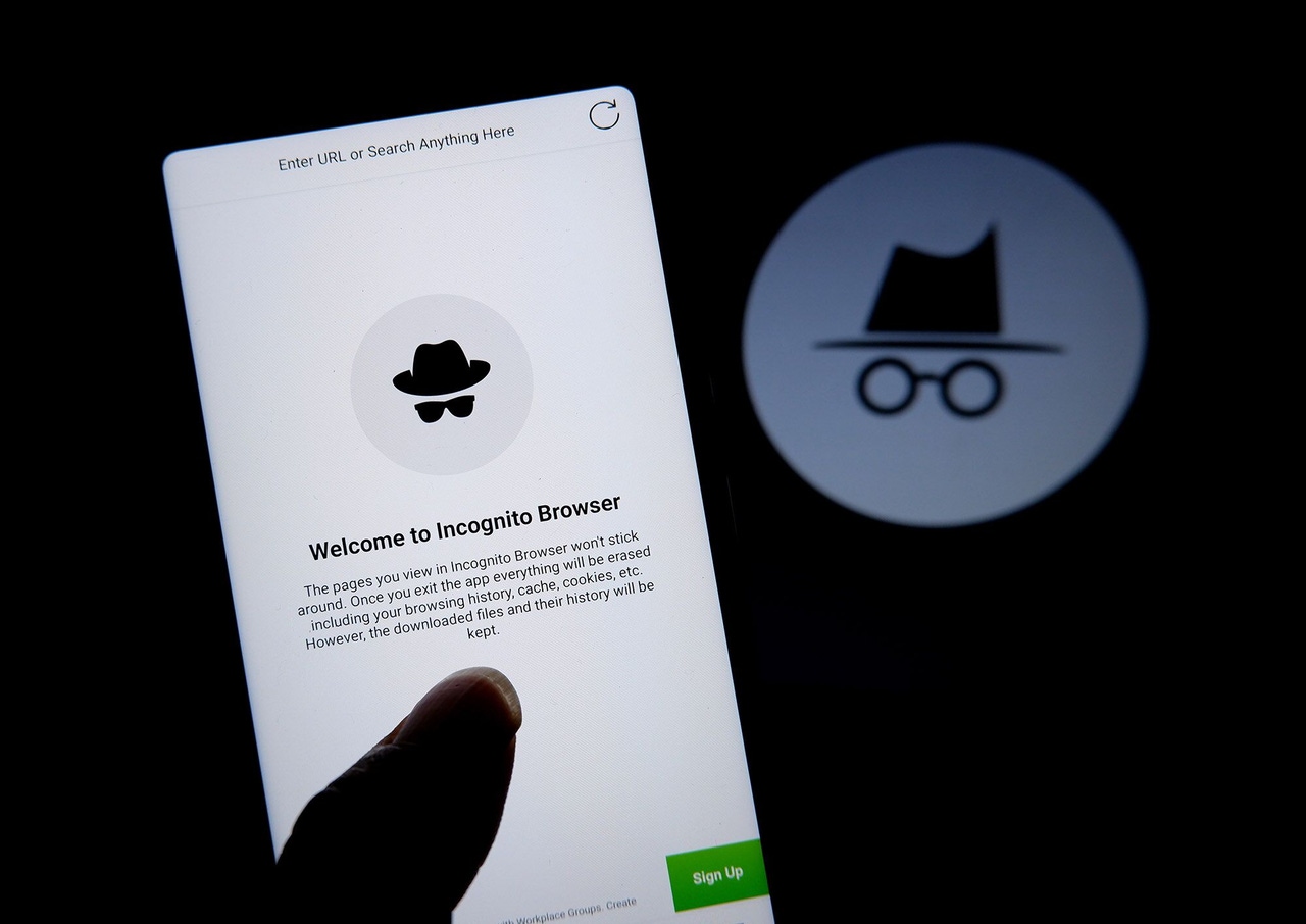 Google Incognito symbol is shown on a smartphone Google Incognito symbol is shown on a smartphone