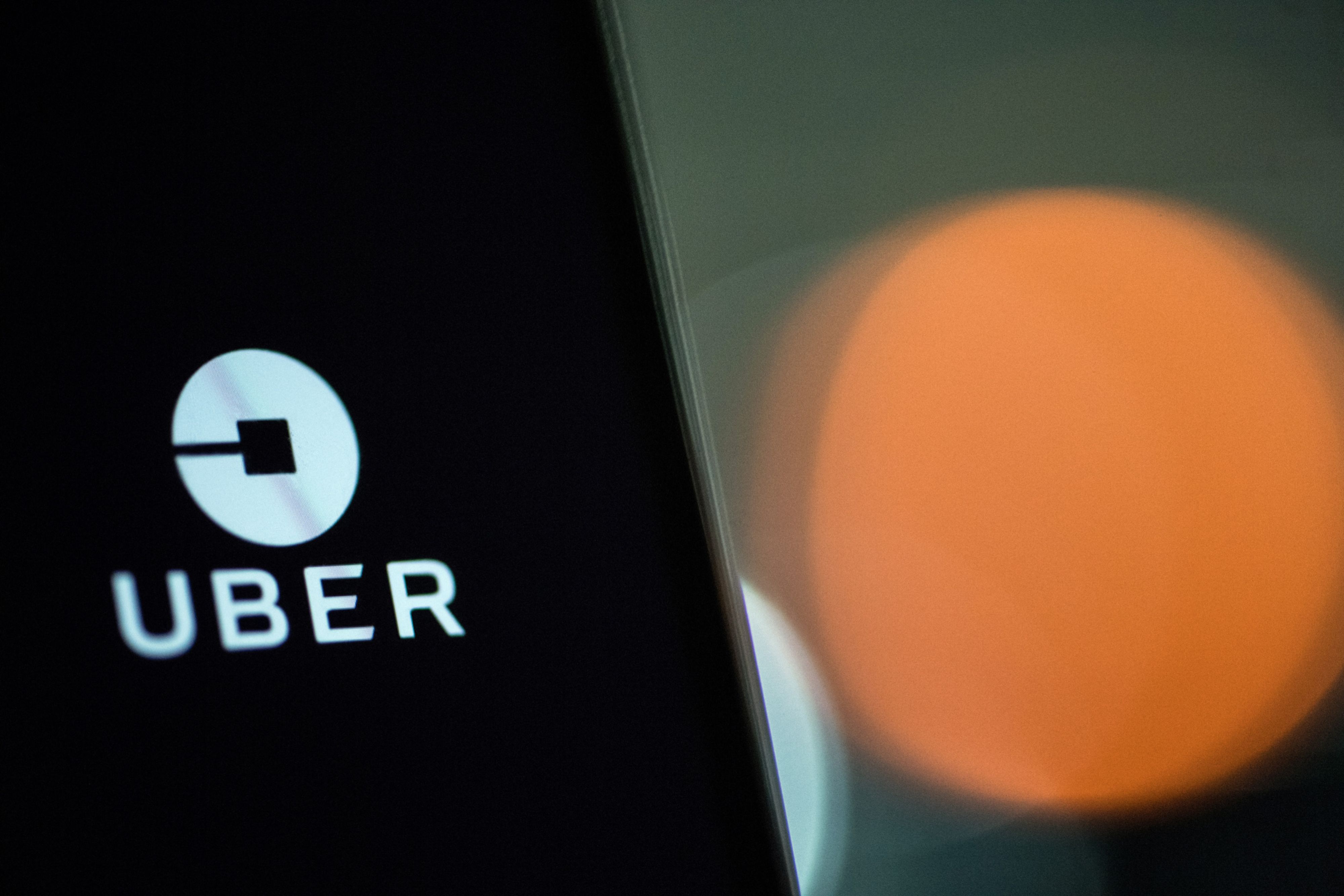 Dark Uber logo